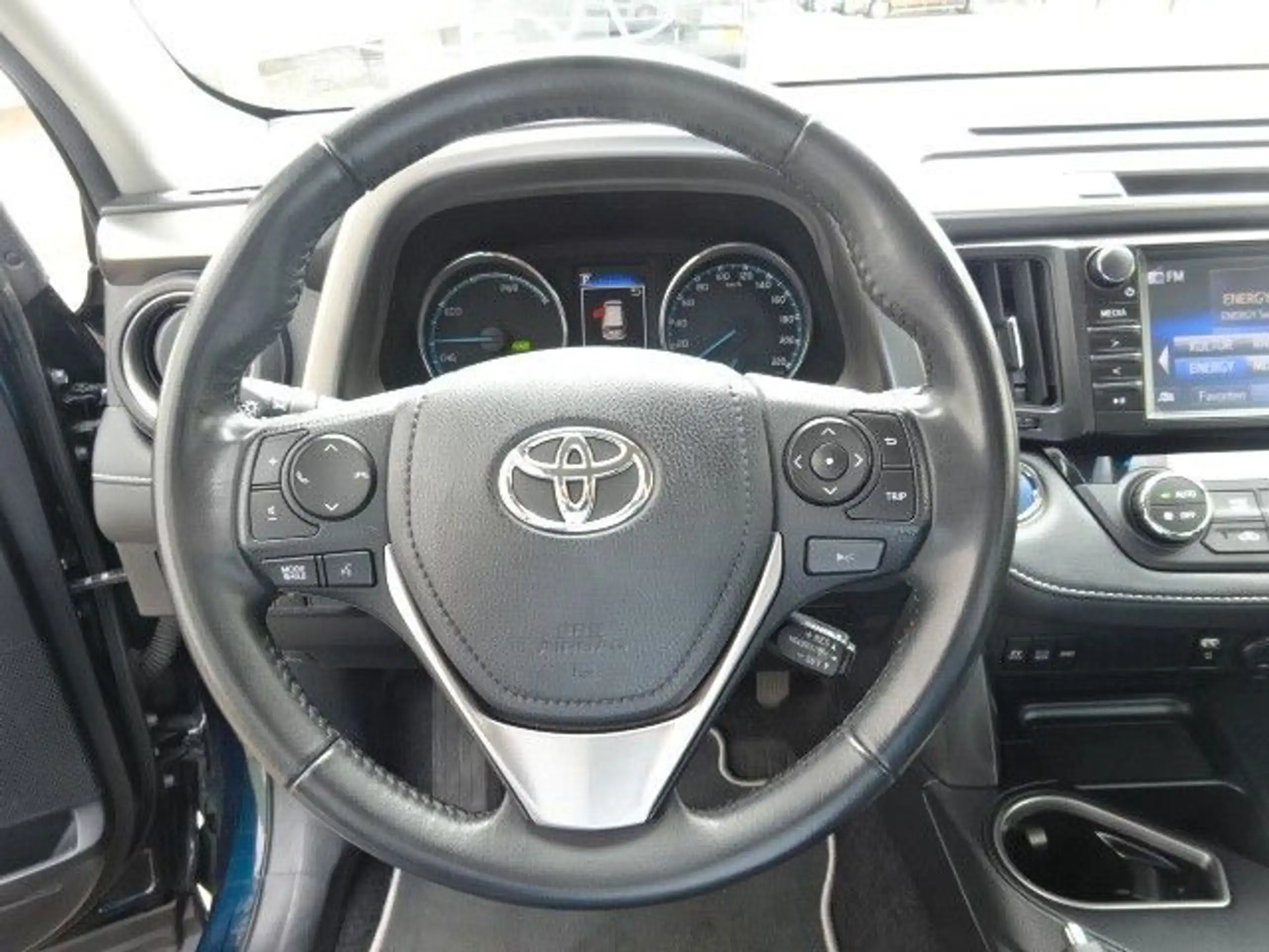 Toyota - RAV 4