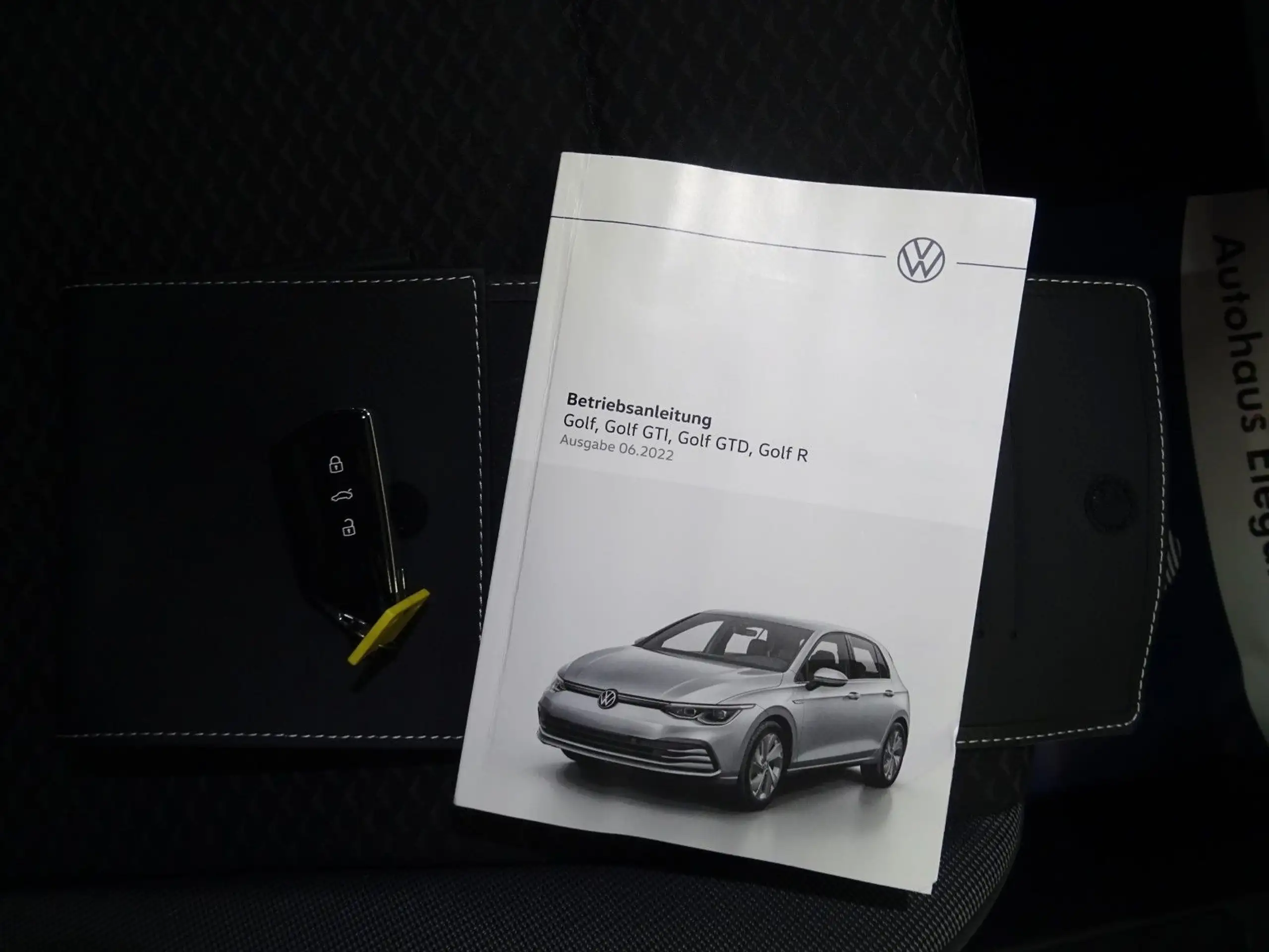 Volkswagen - Golf