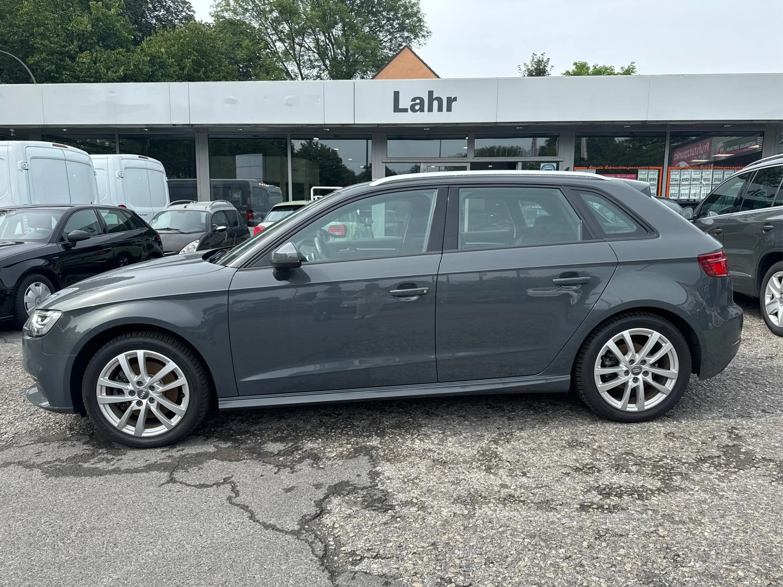 Audi - A3