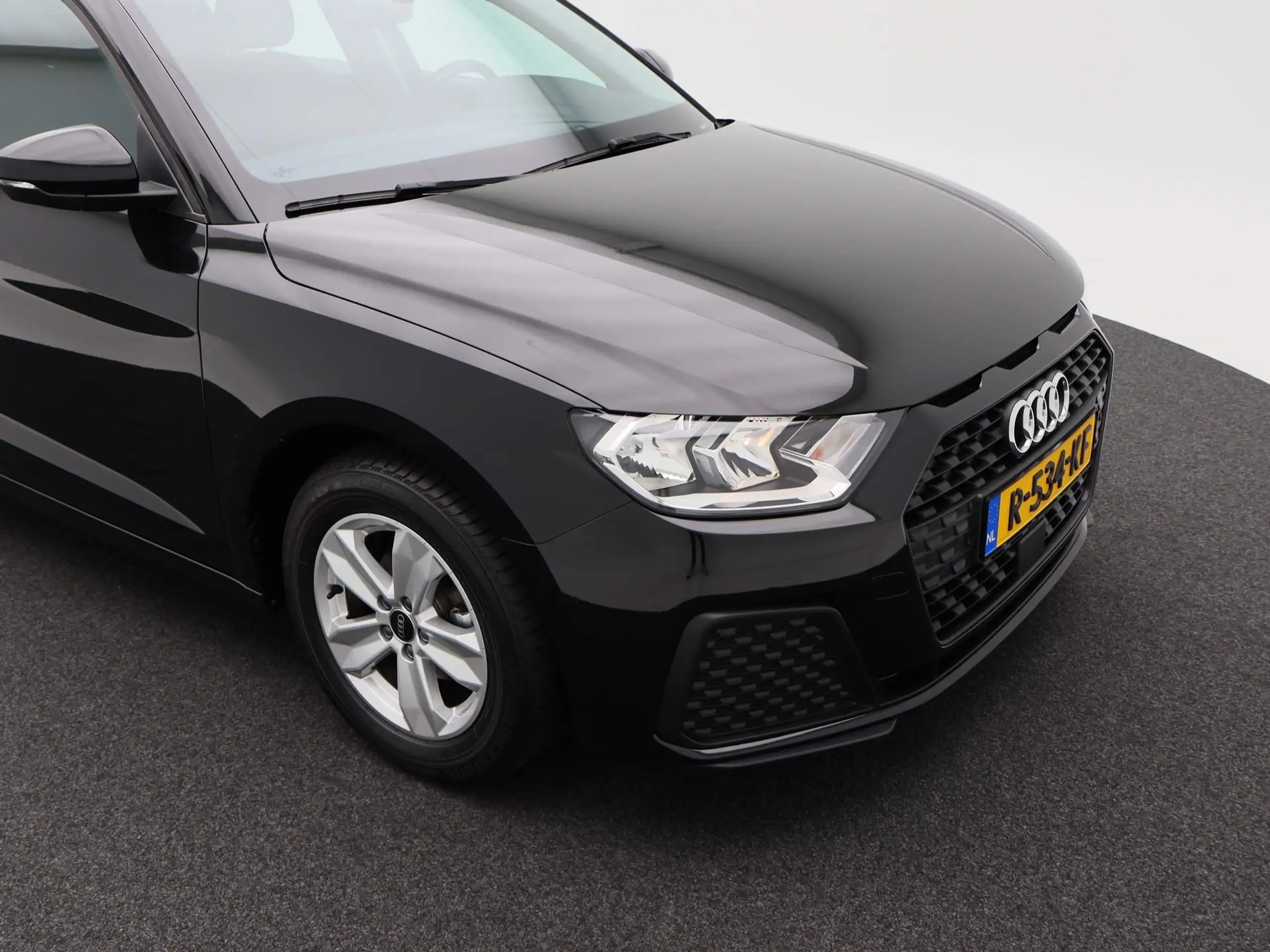 Audi - A1