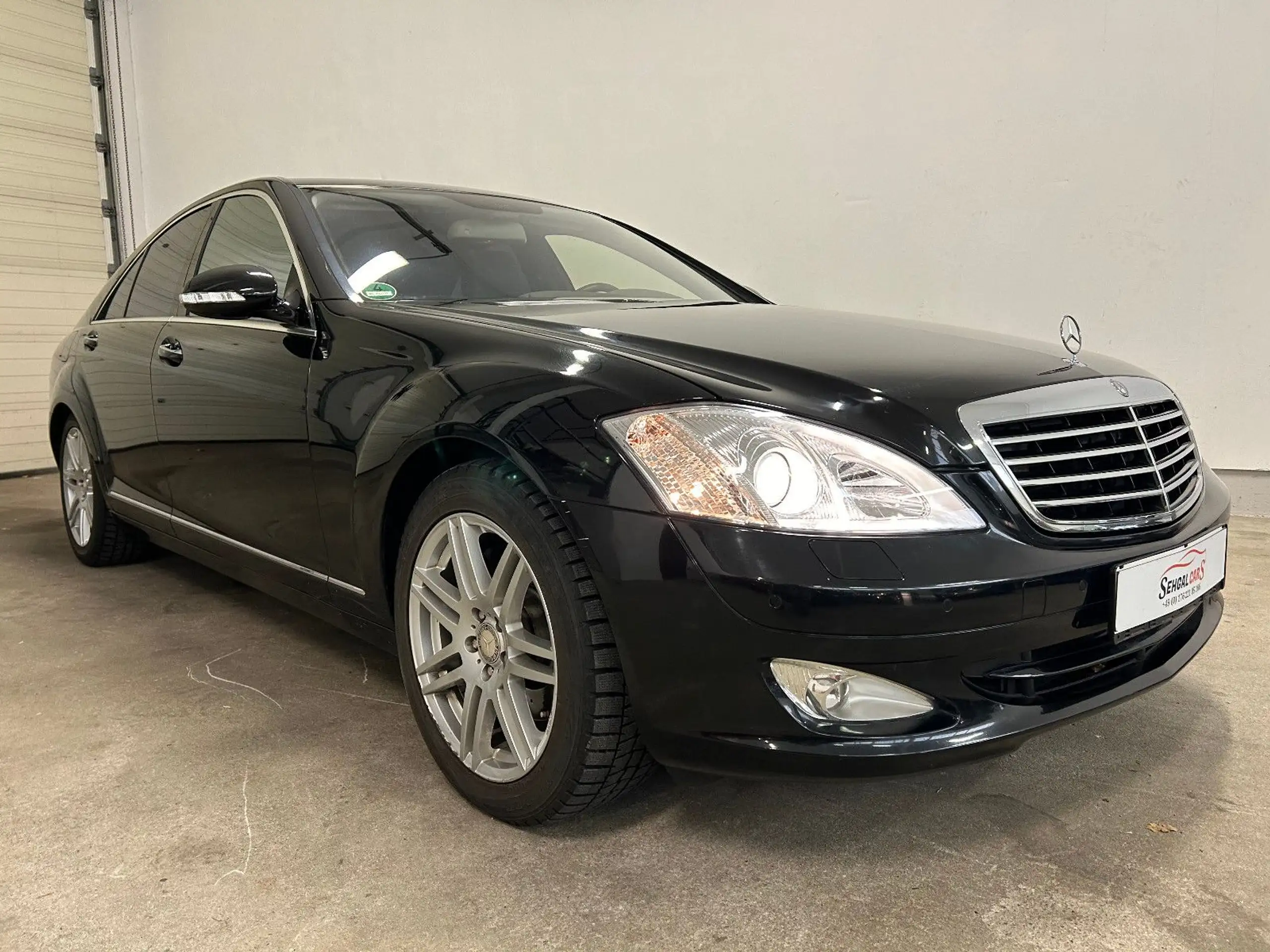 Mercedes-Benz - S 550