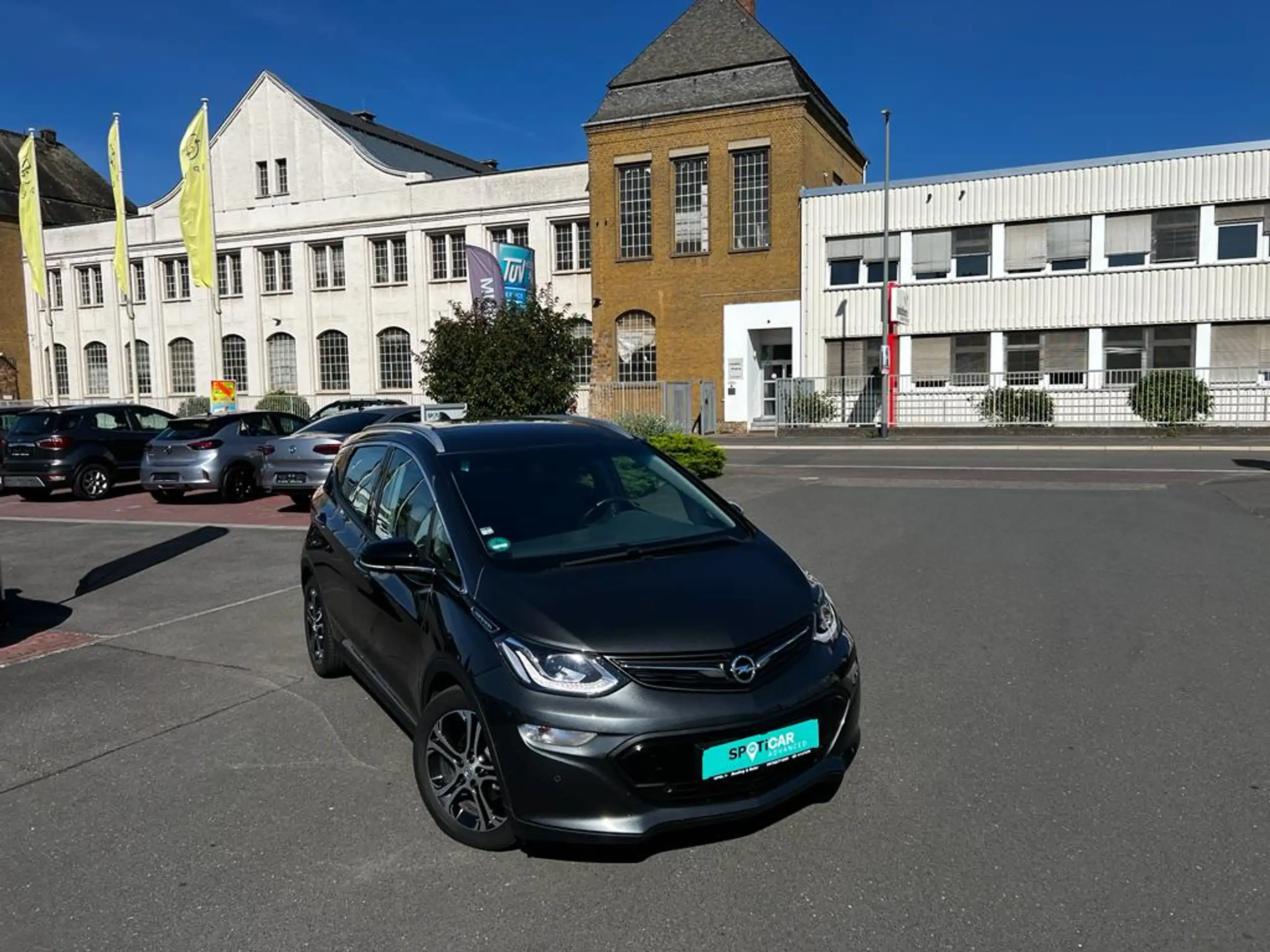 Opel Ampera 2020