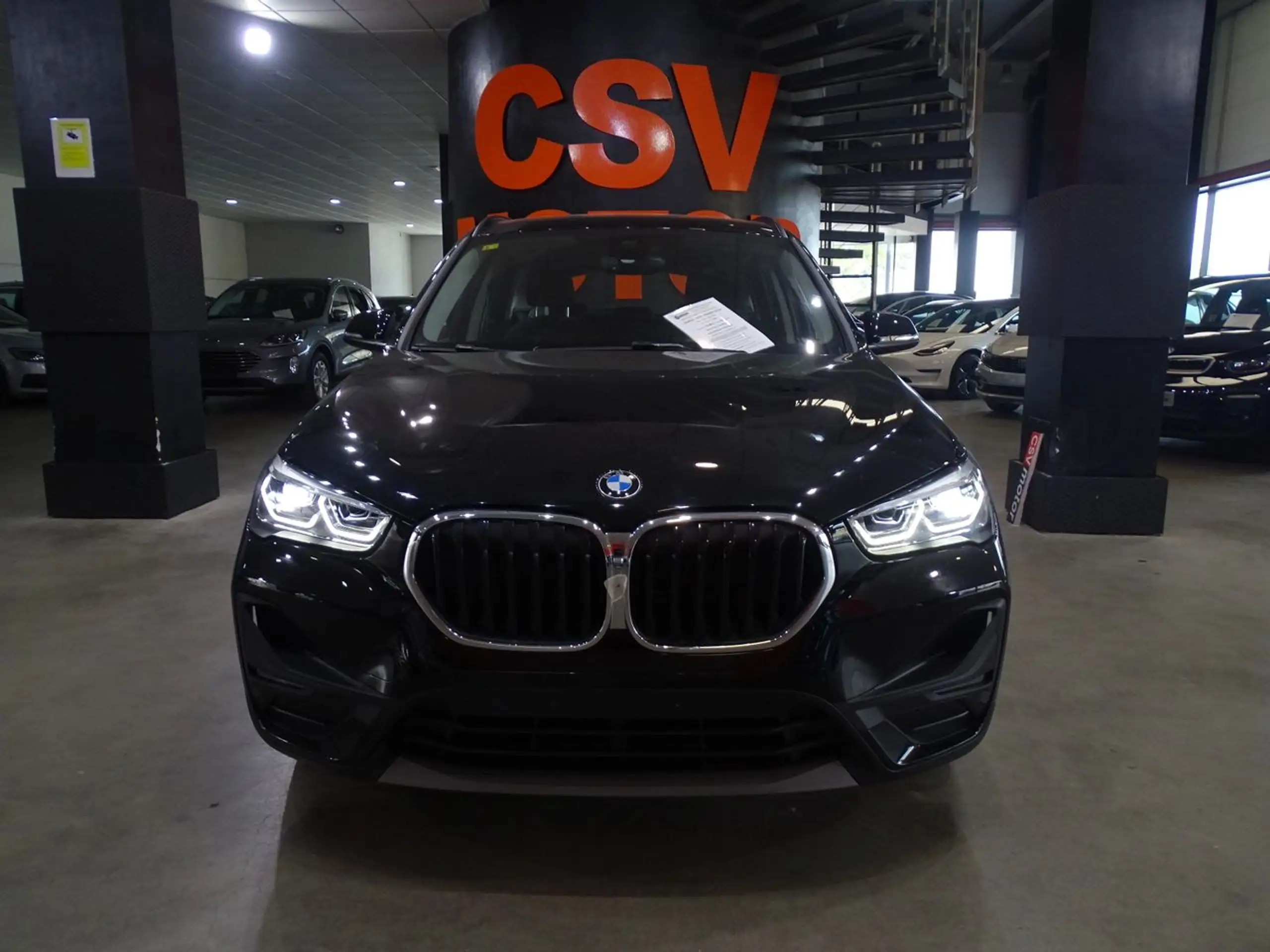 BMW - X1