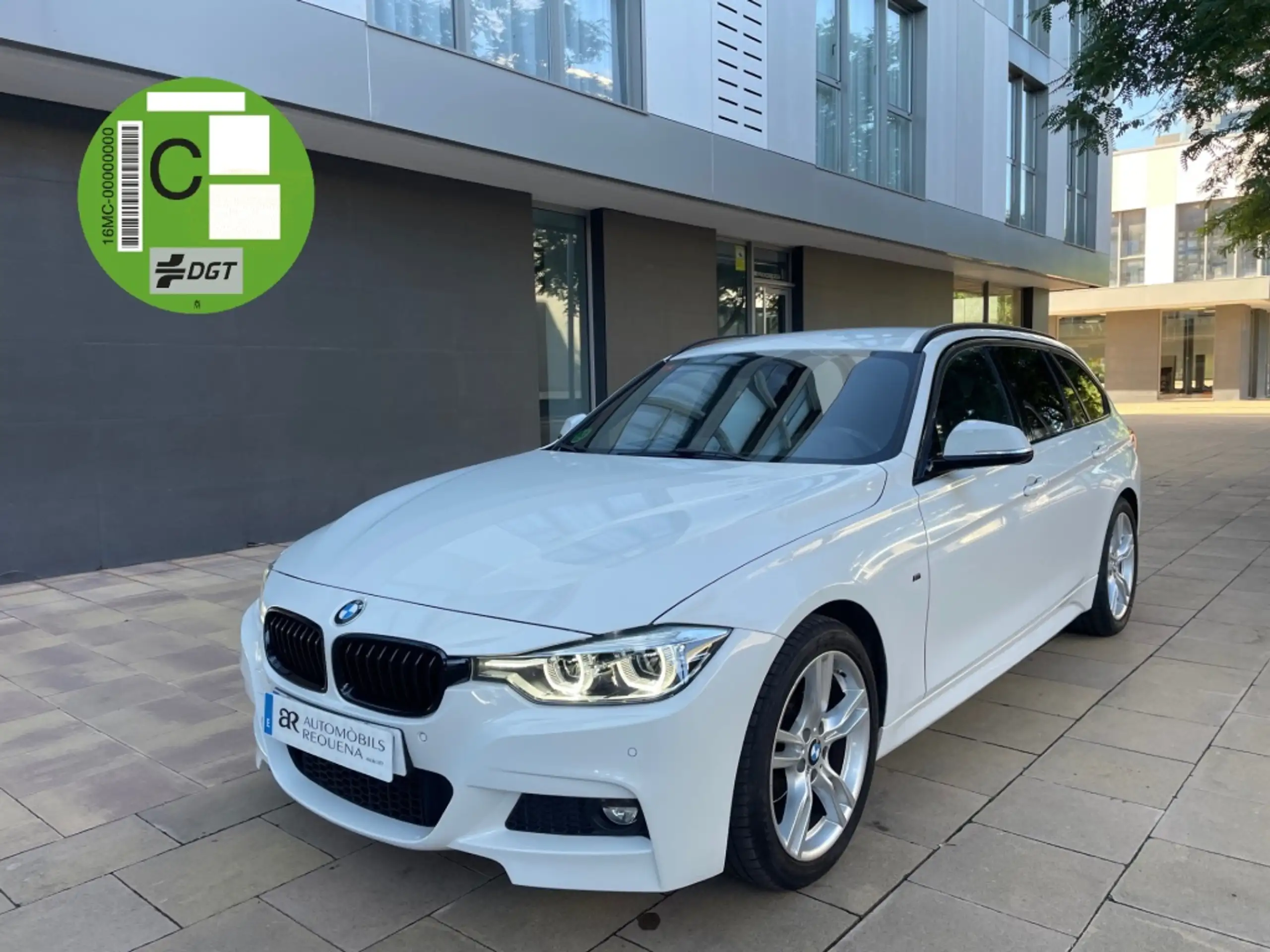 BMW 320 2016