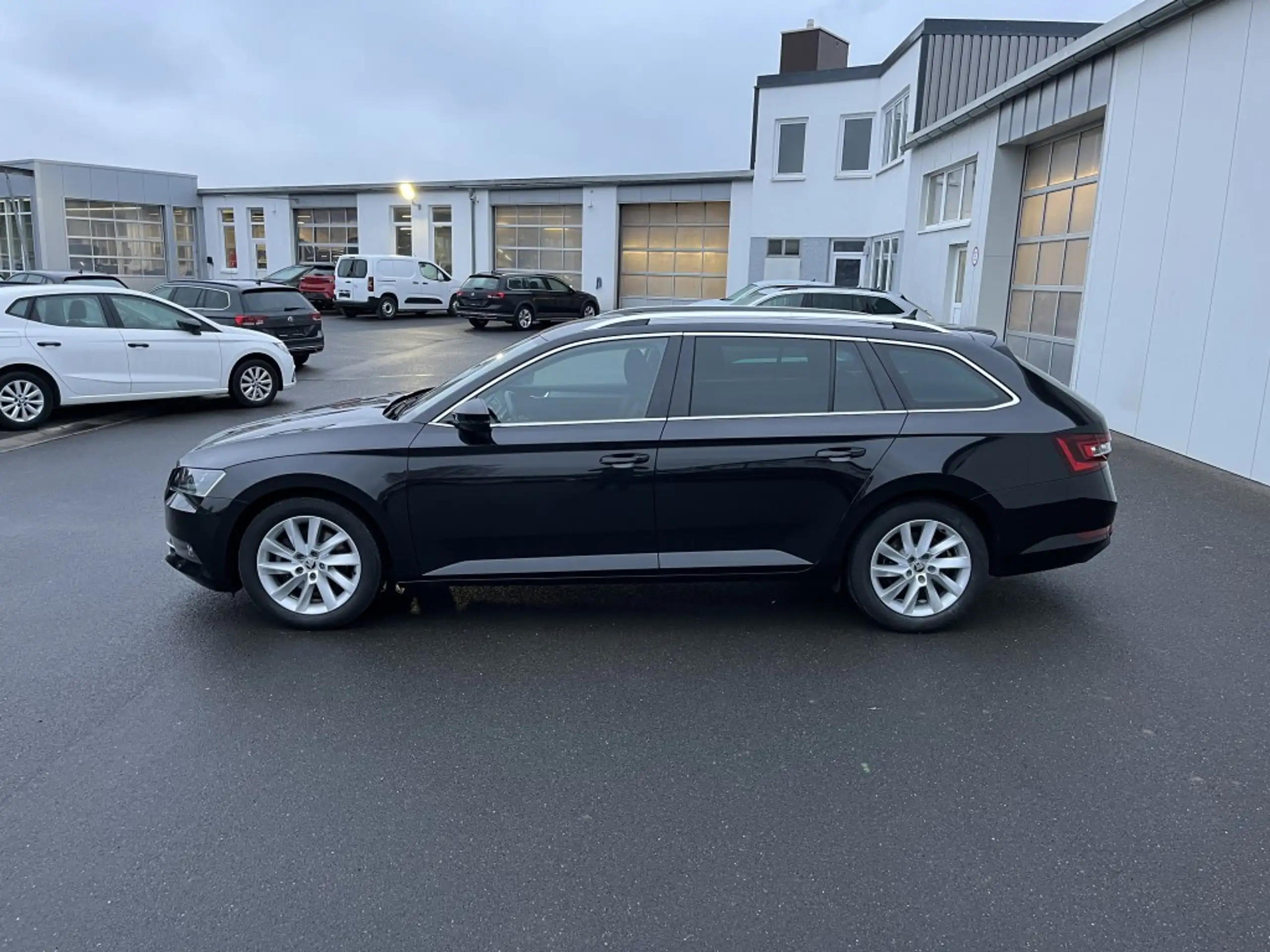 Skoda - Superb