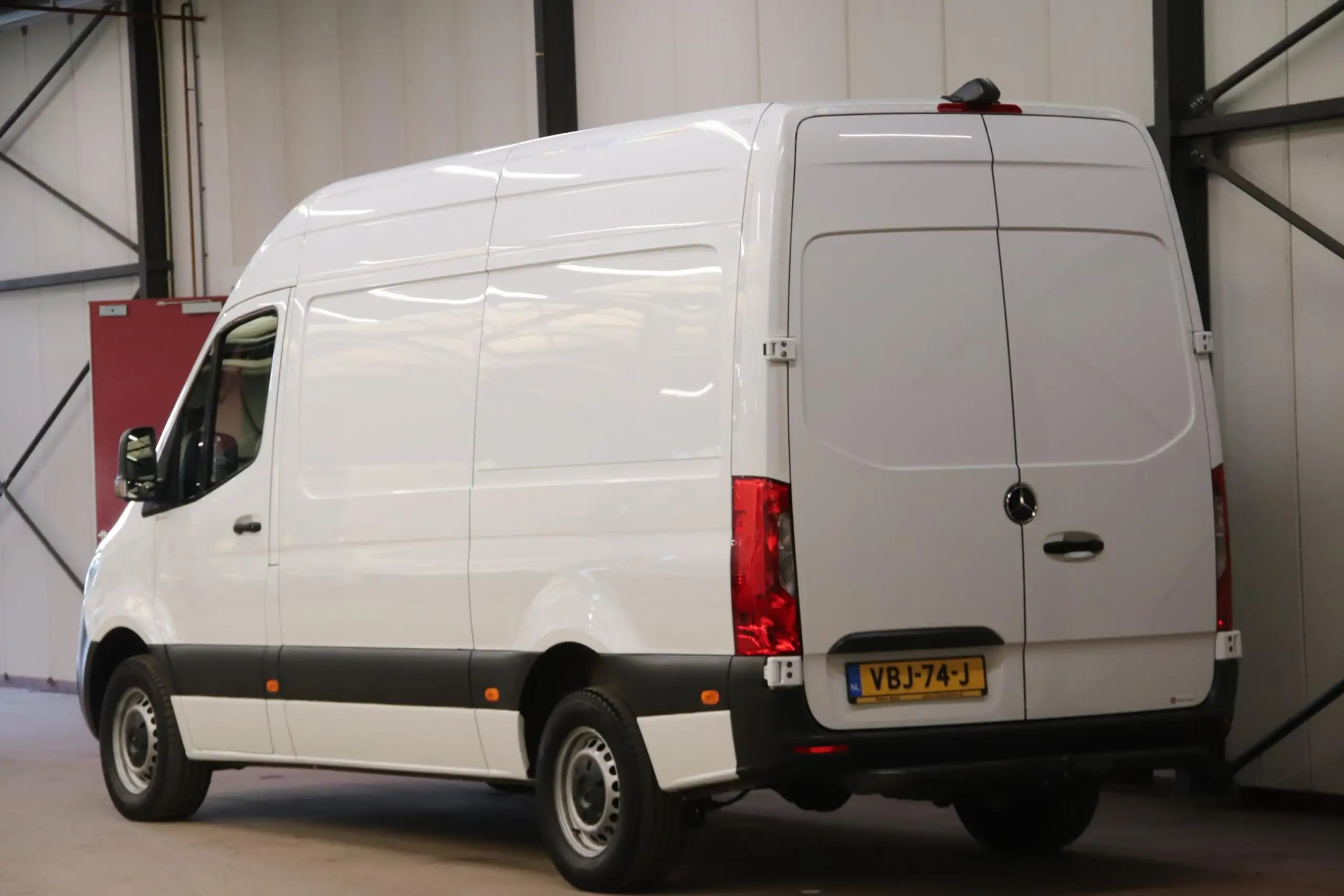 Mercedes-Benz - Sprinter