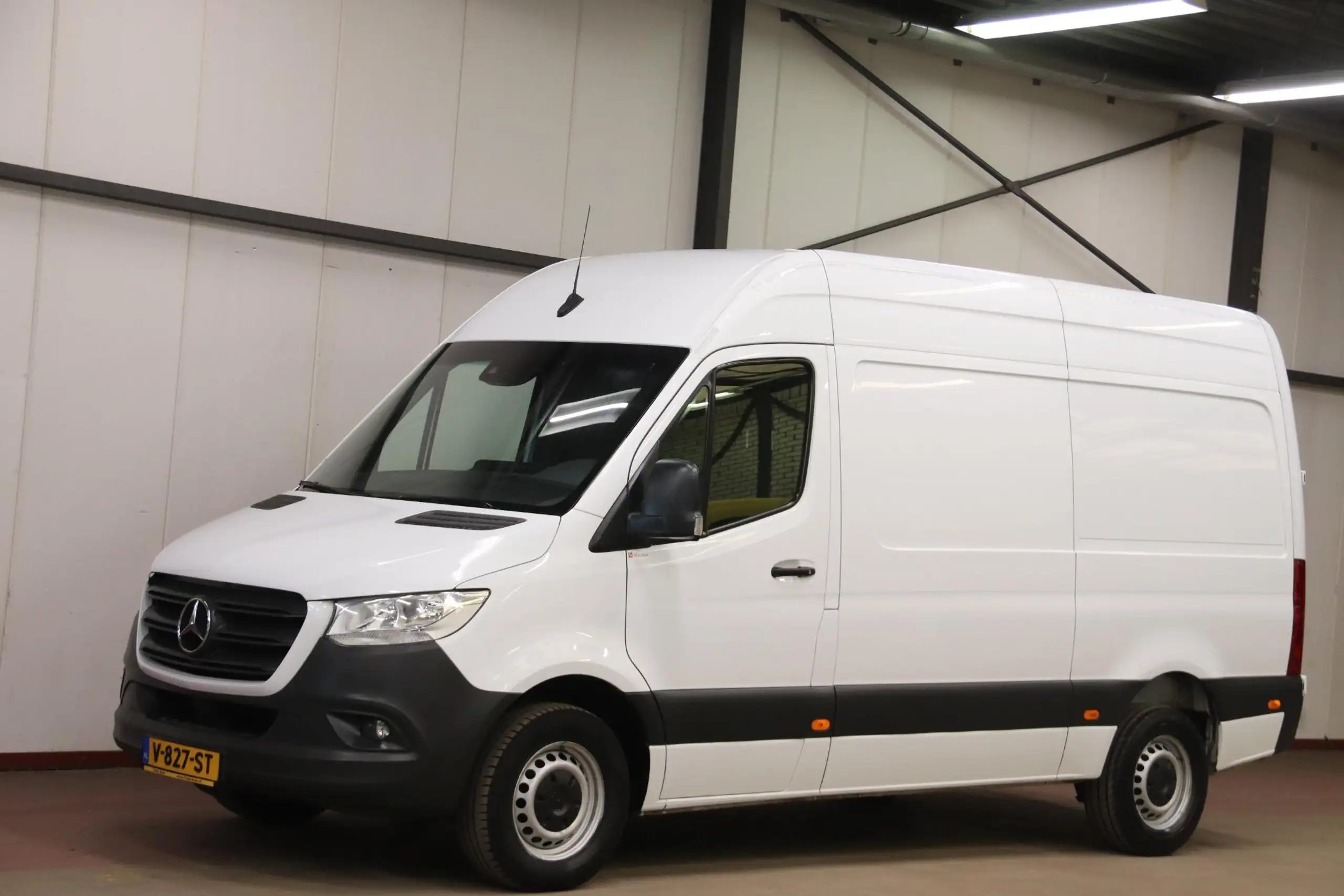 Mercedes-Benz - Sprinter