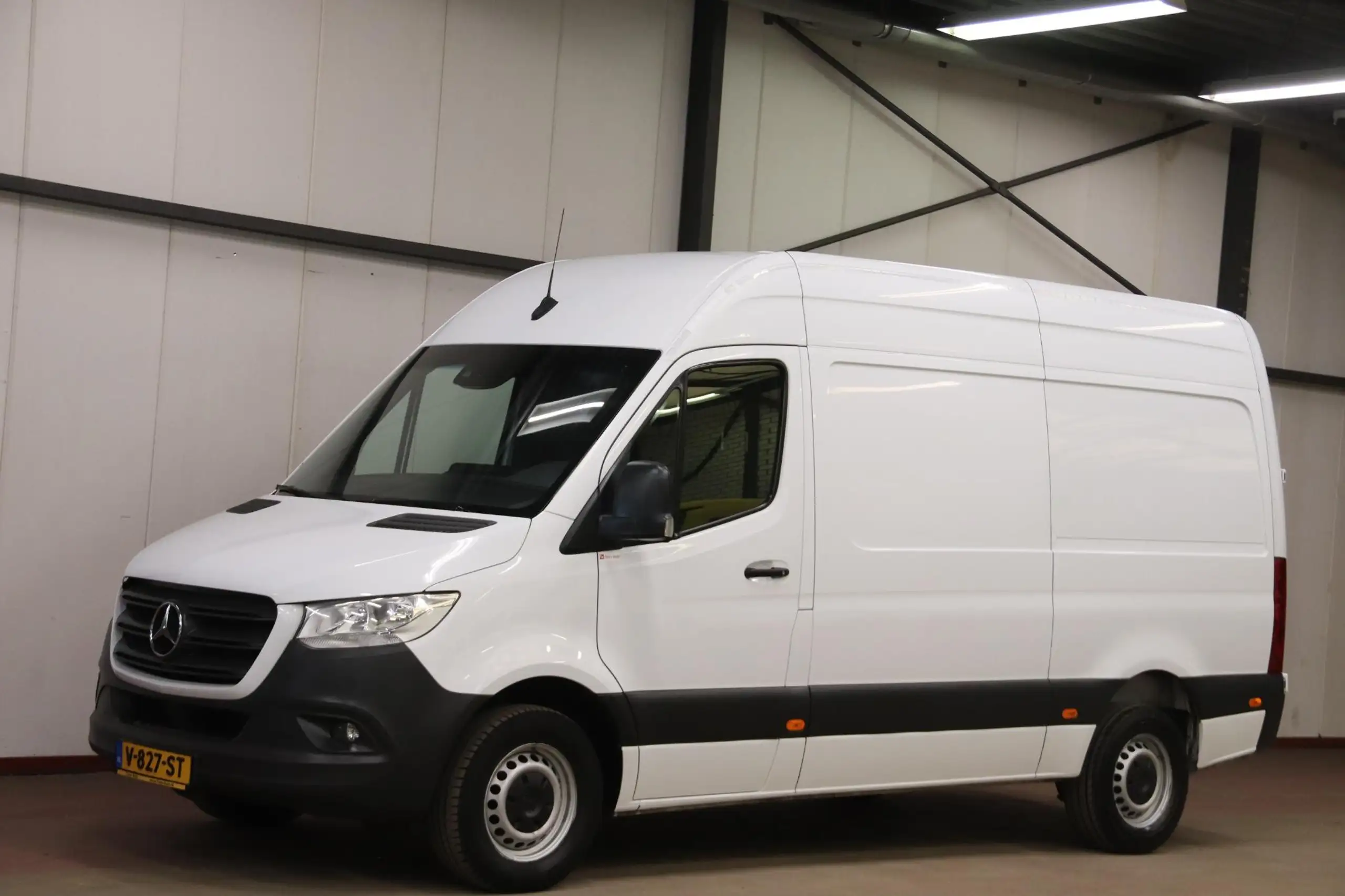 Mercedes-Benz - Sprinter