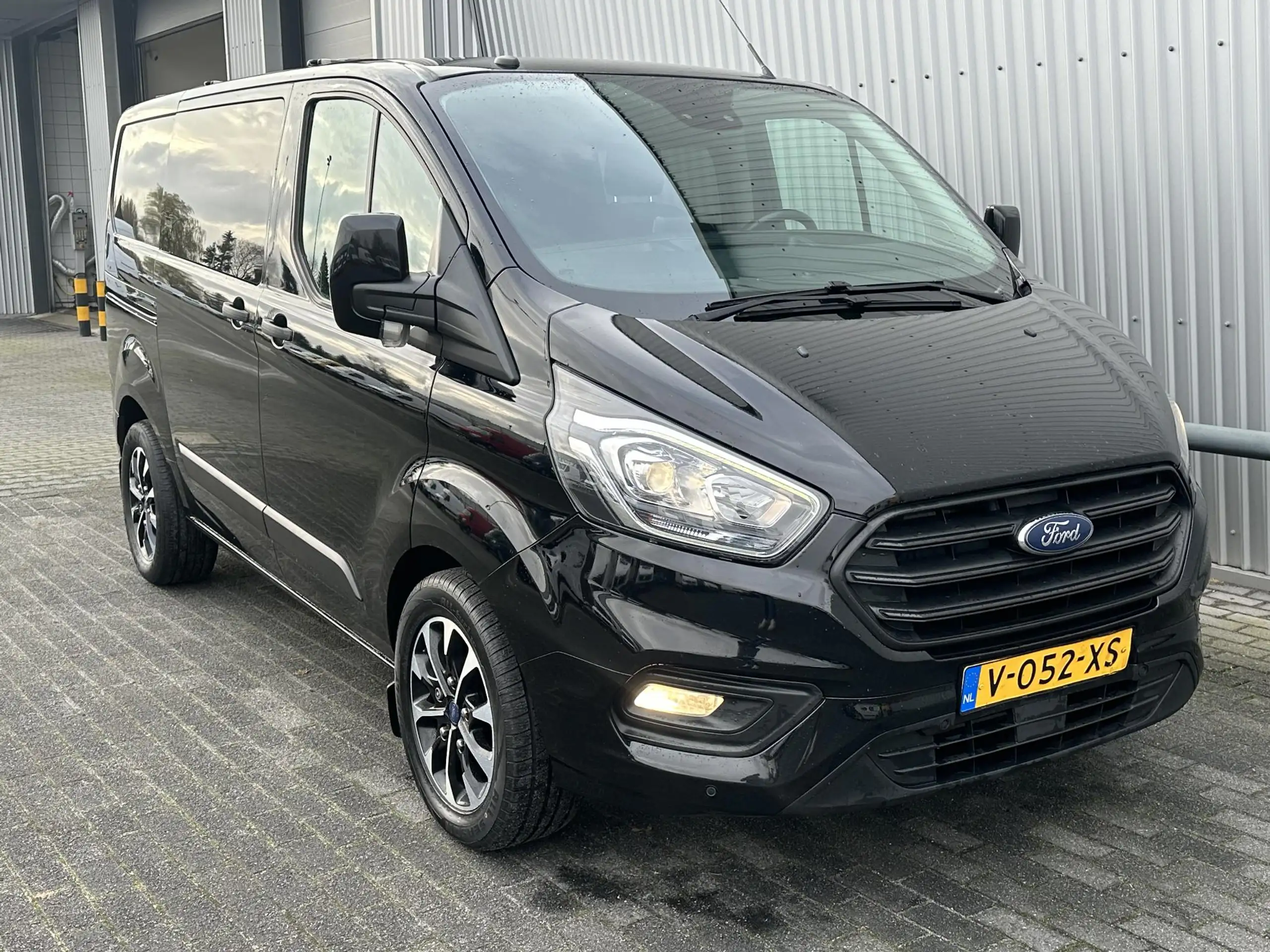 Ford - Transit Custom