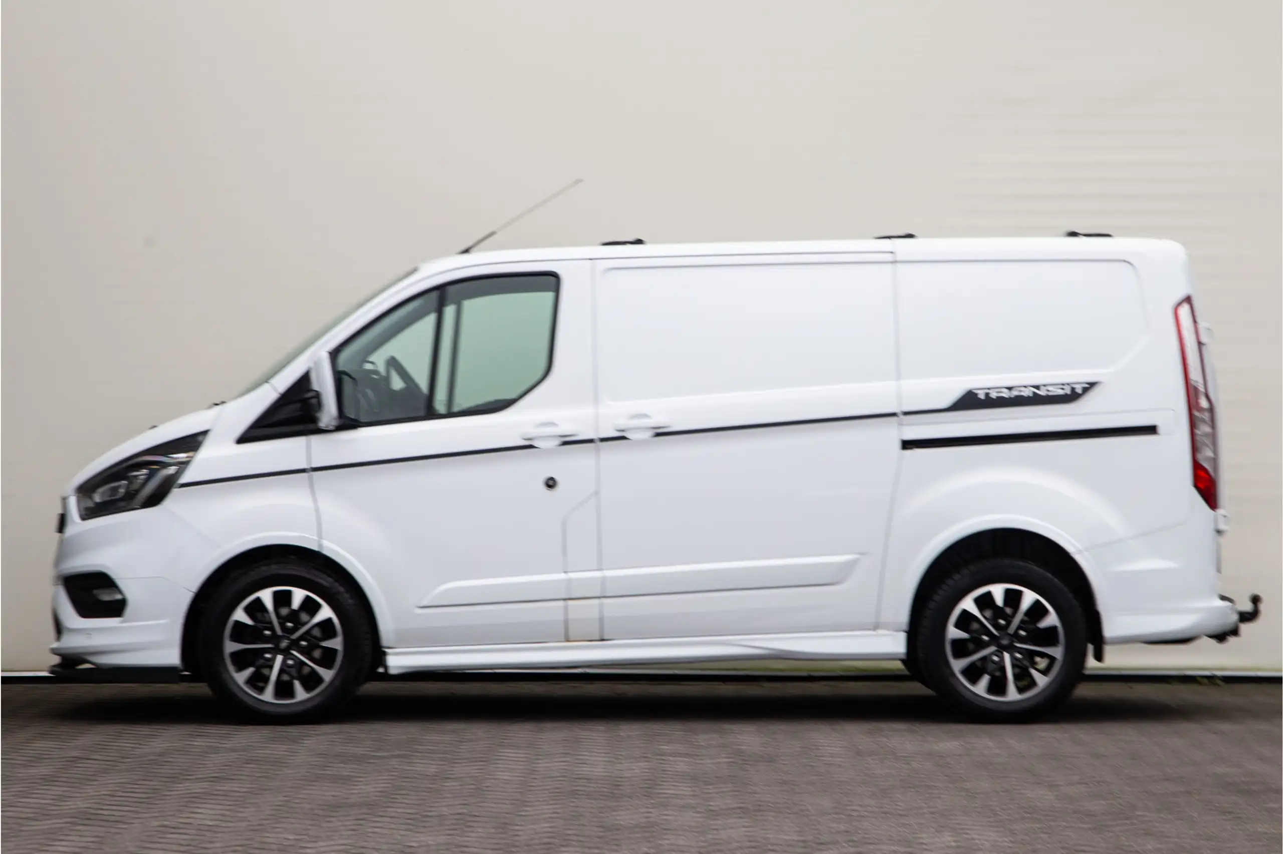 Ford - Transit Custom