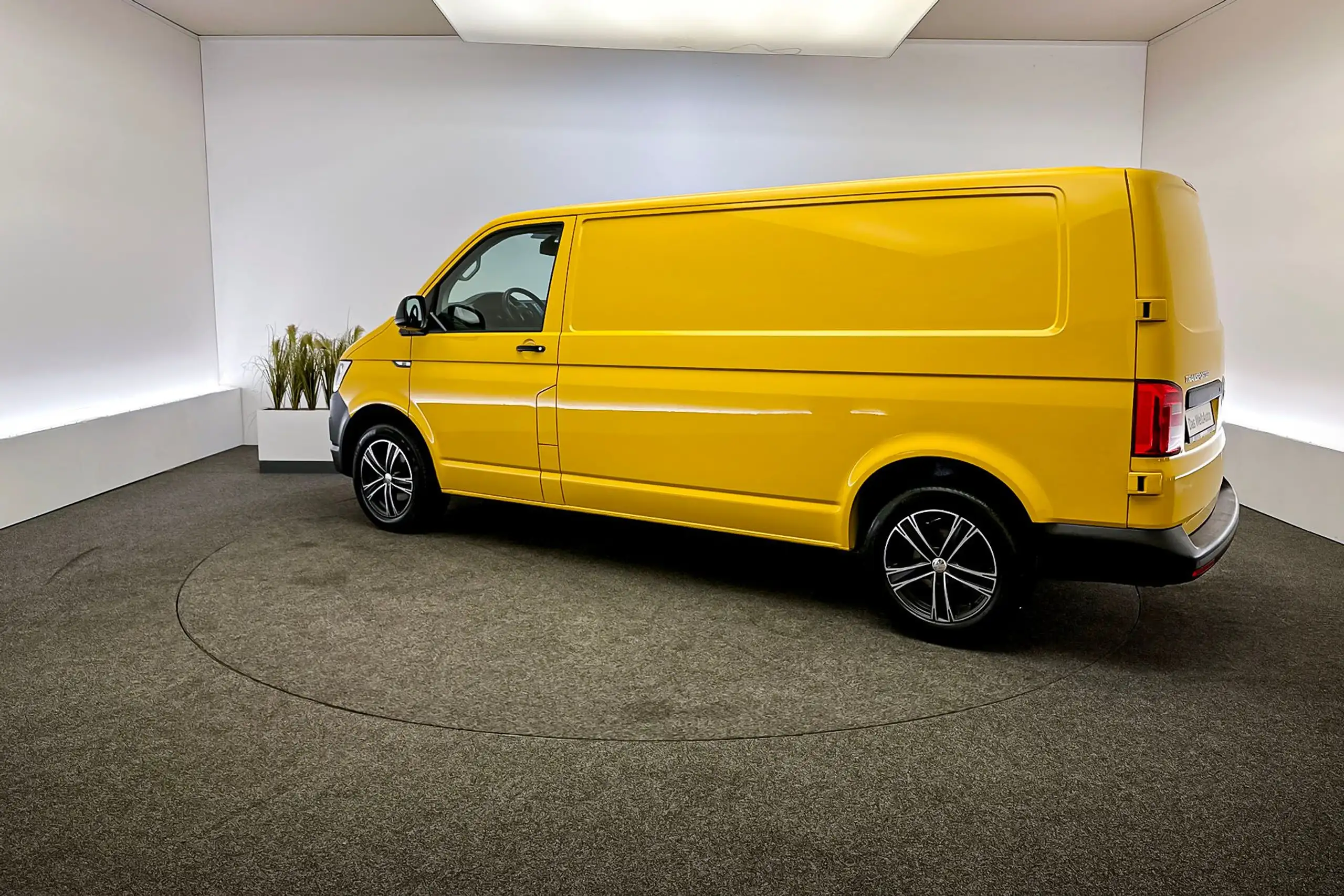 Volkswagen - T6 Transporter