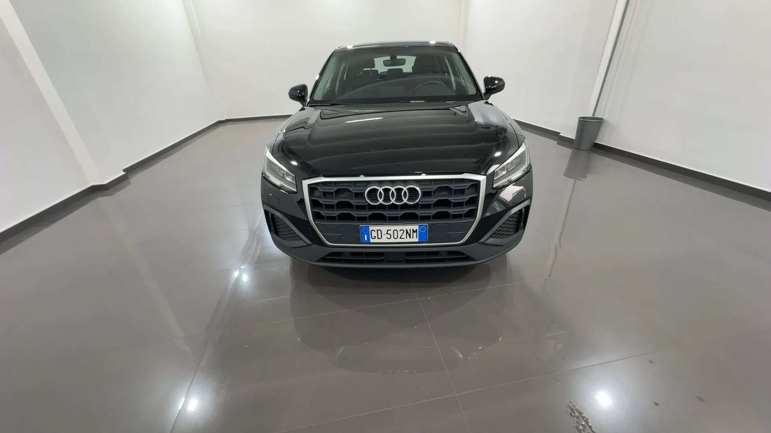 Audi - Q2