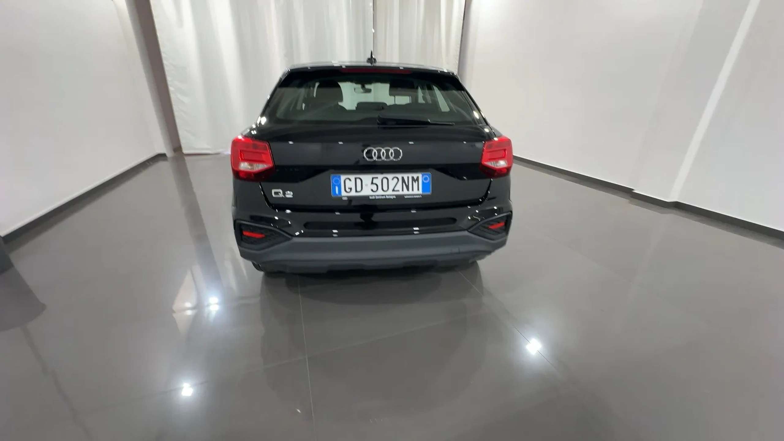 Audi - Q2