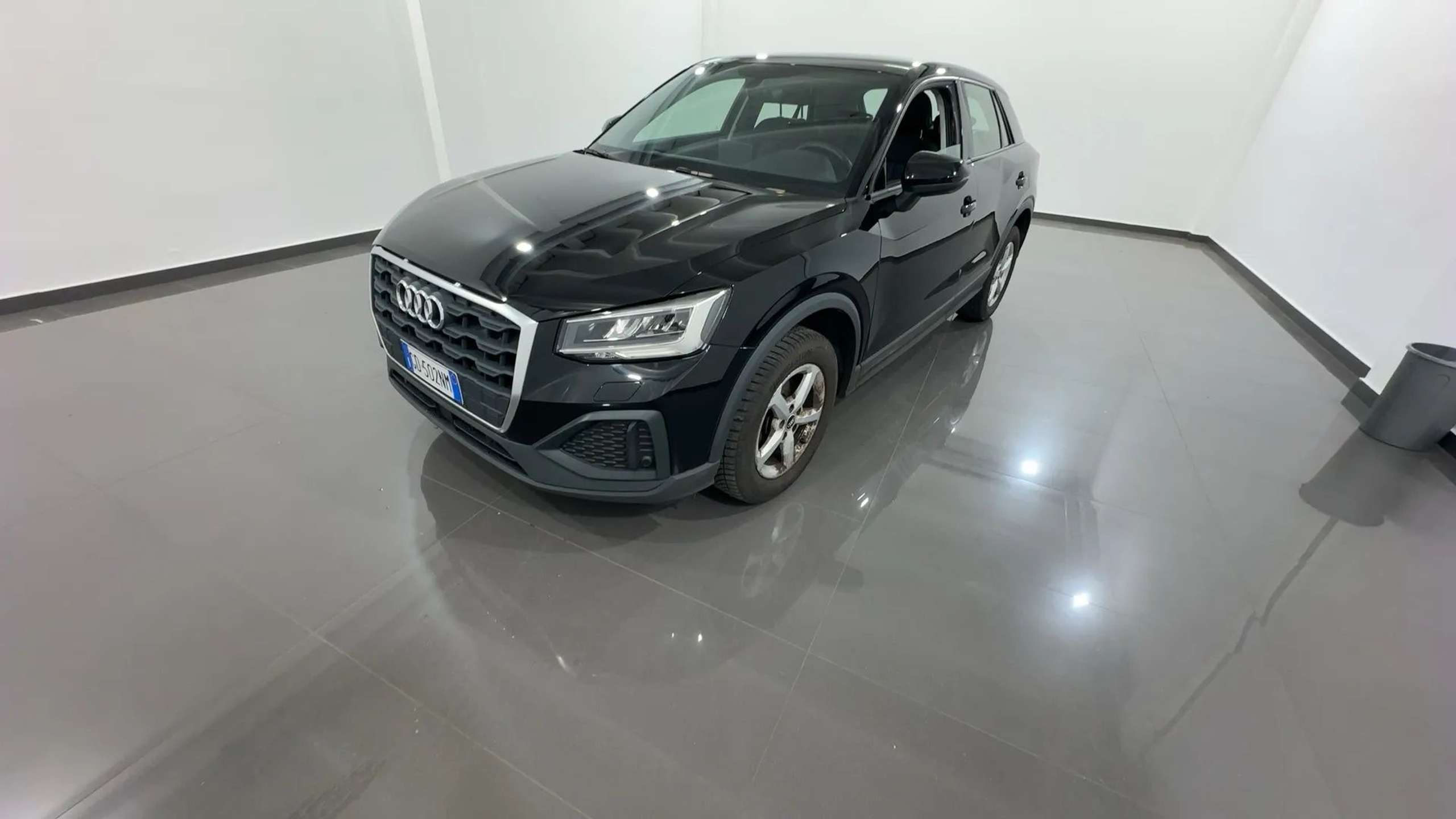 Audi - Q2