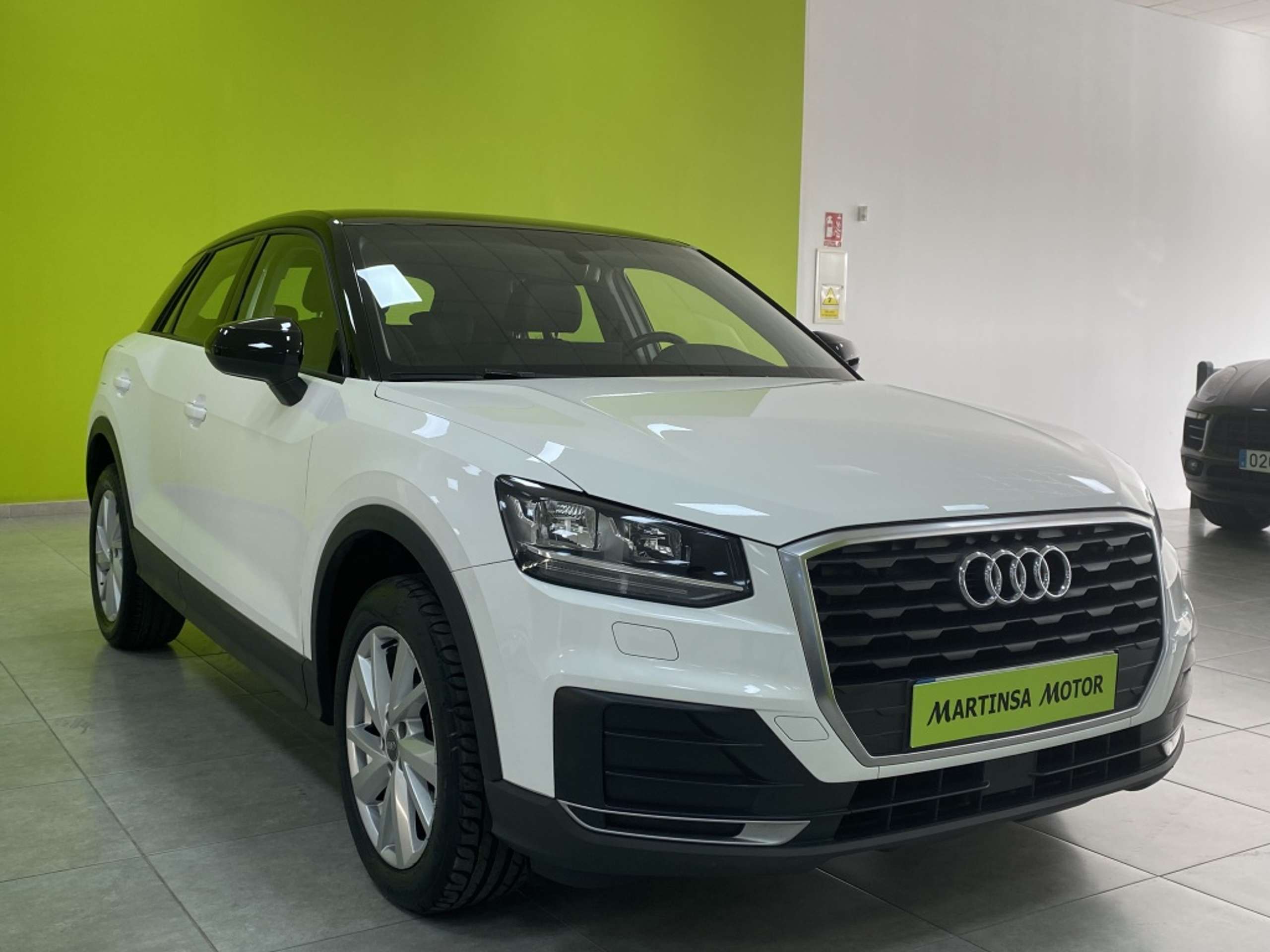 Audi - Q2