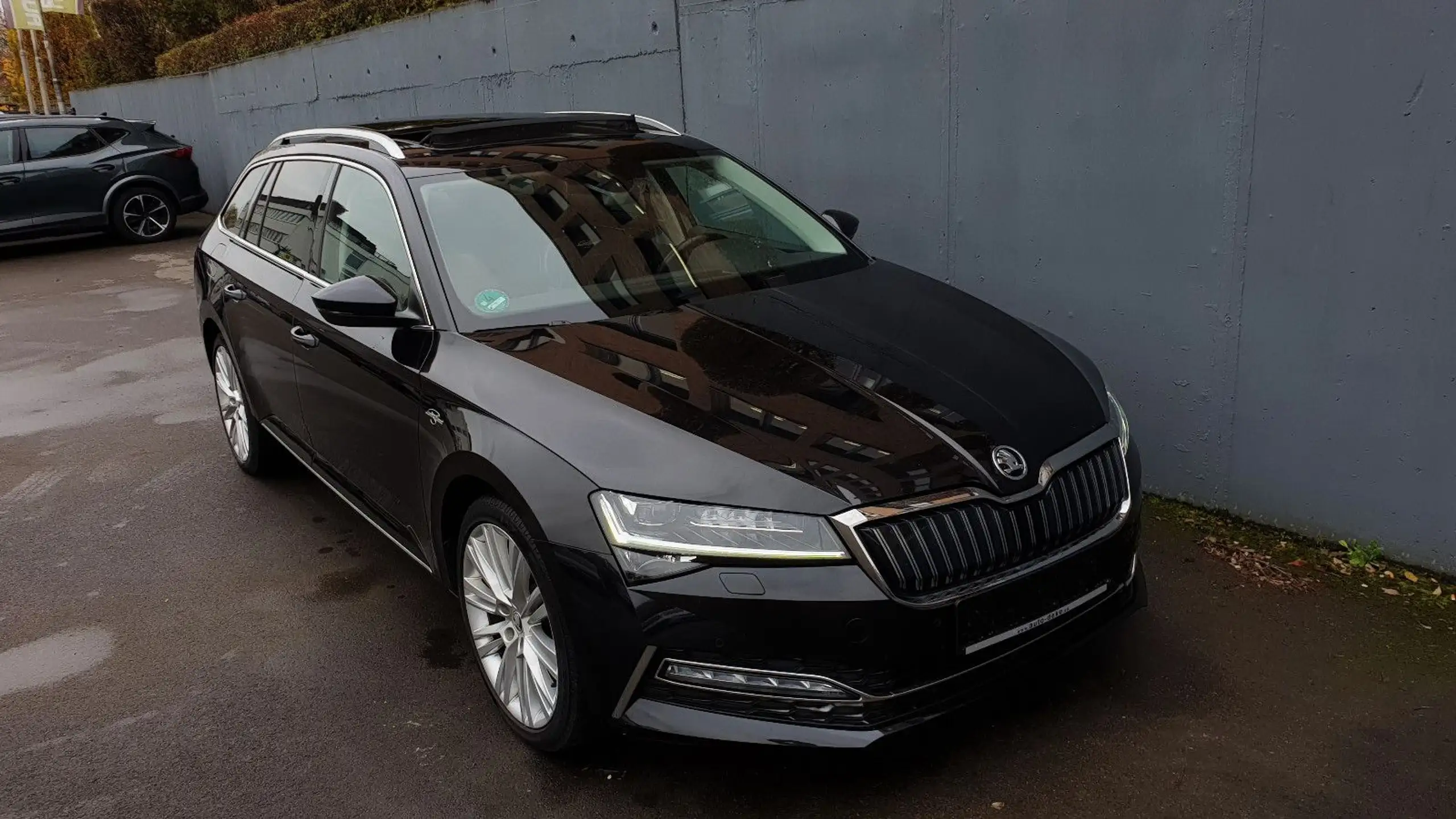 Skoda - Superb