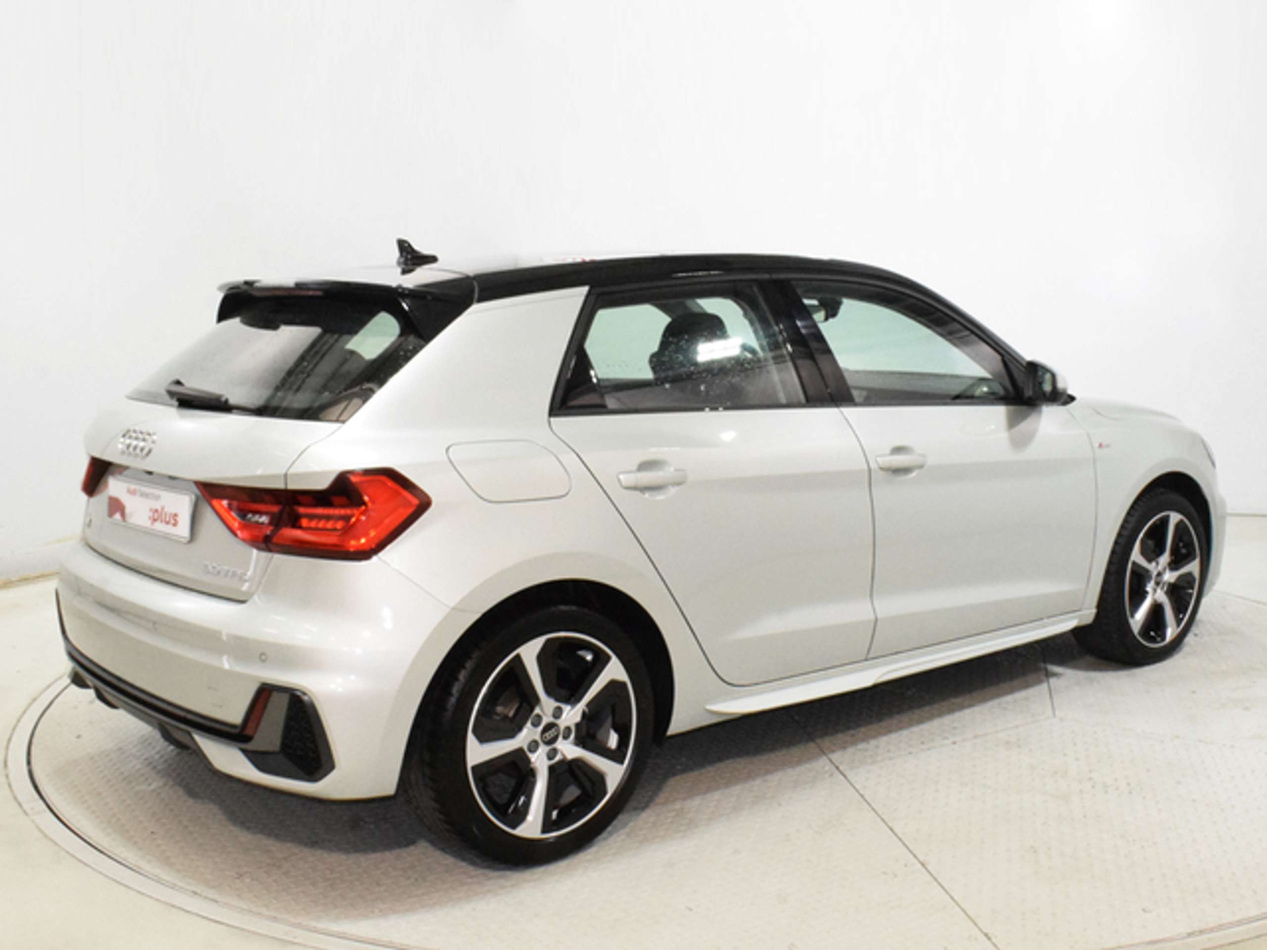 Audi - A1