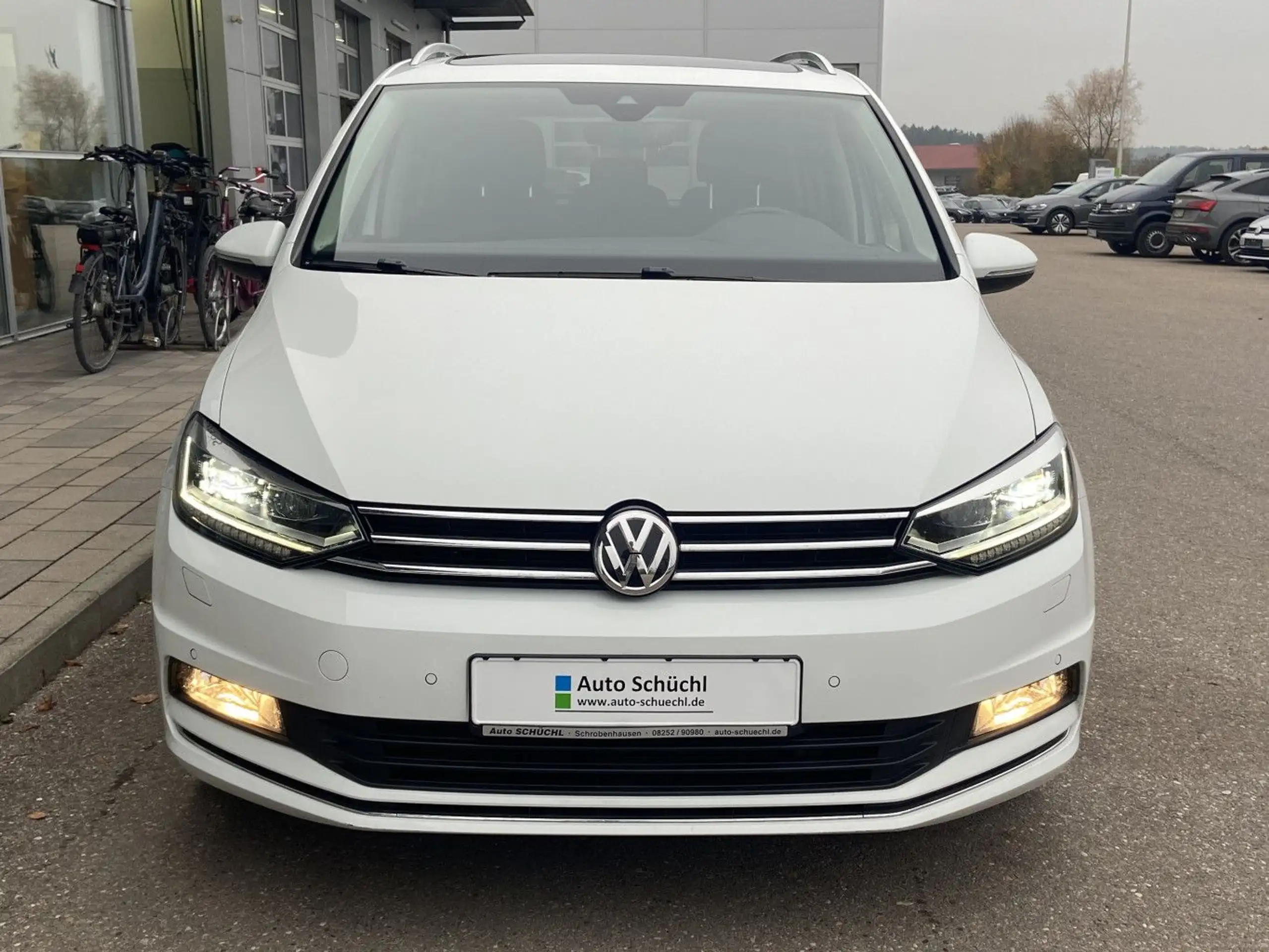 Volkswagen - Touran