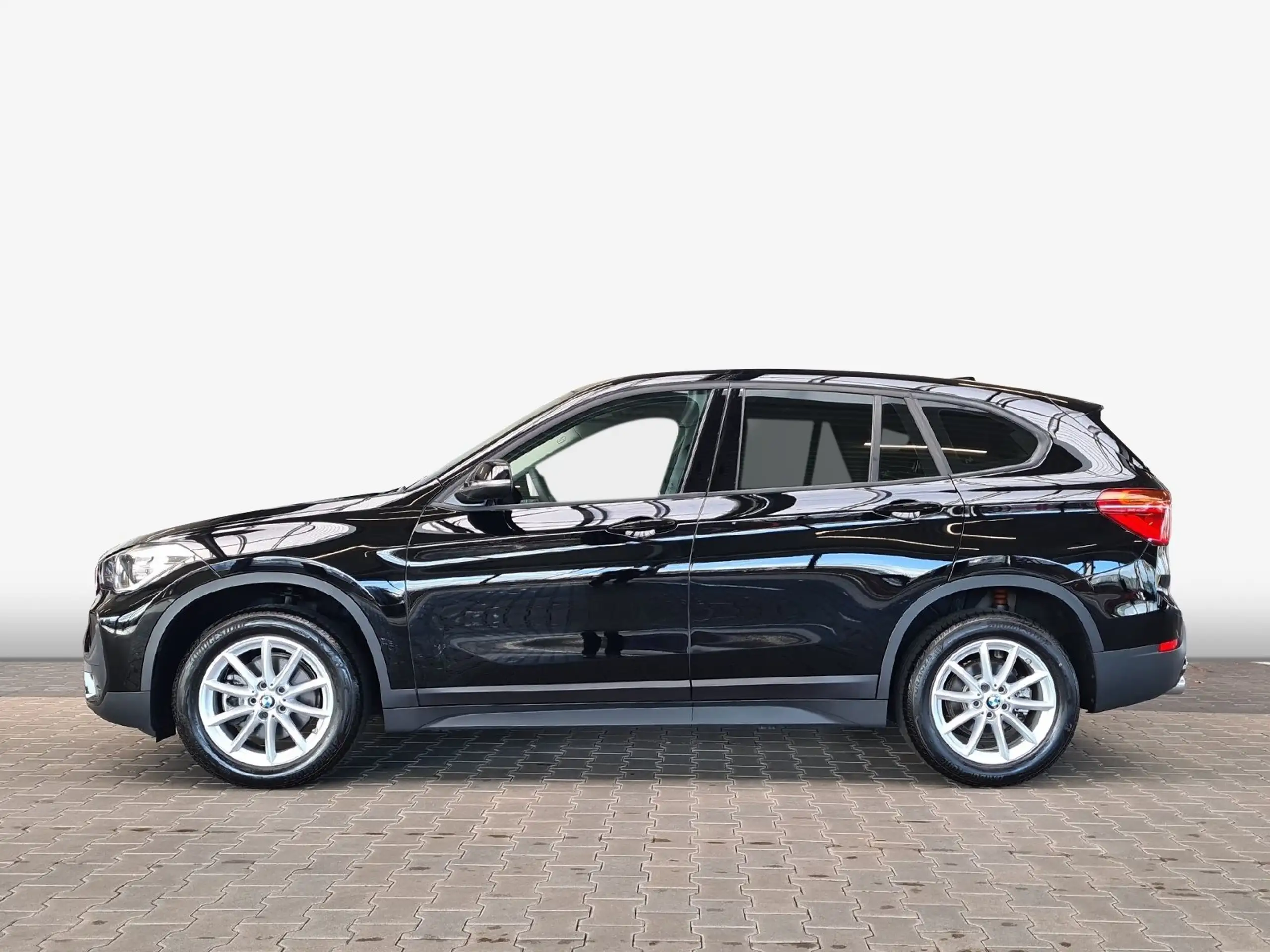 BMW - X1