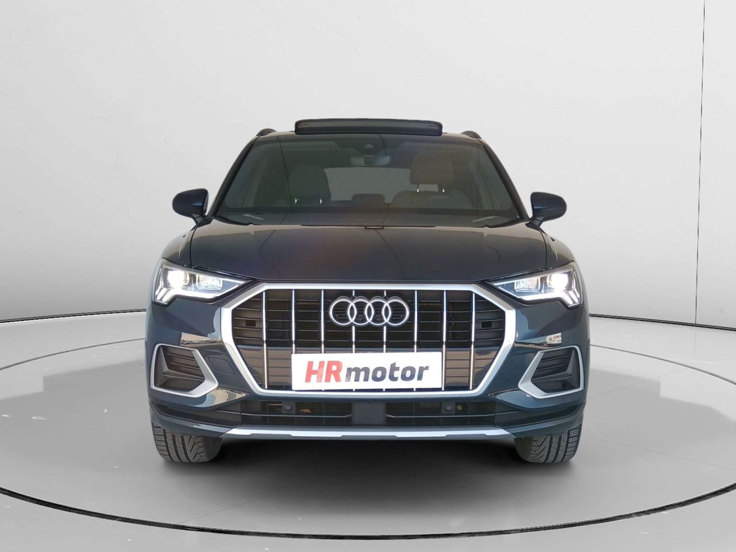 Audi - Q3