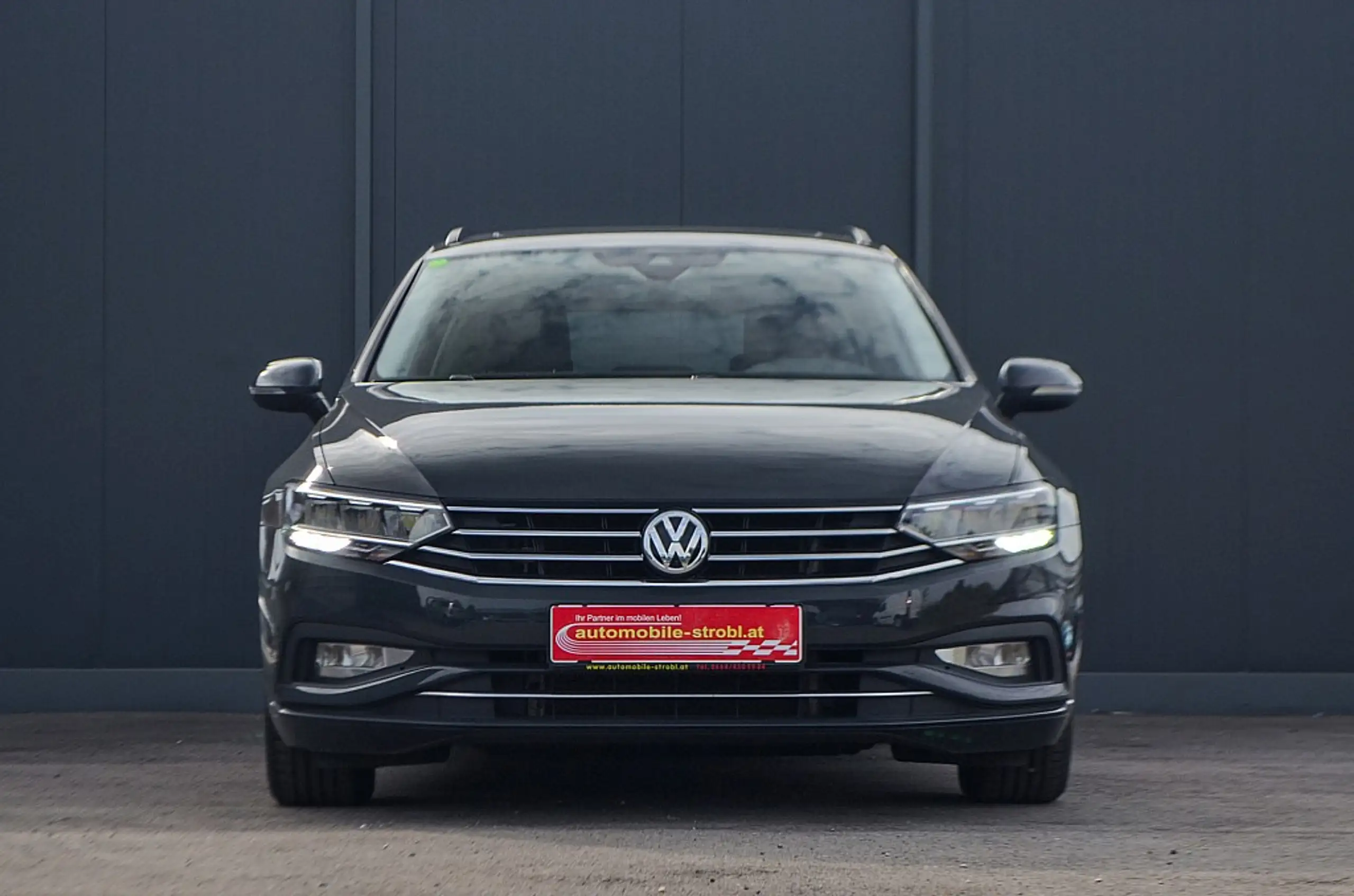 Volkswagen - Passat Variant