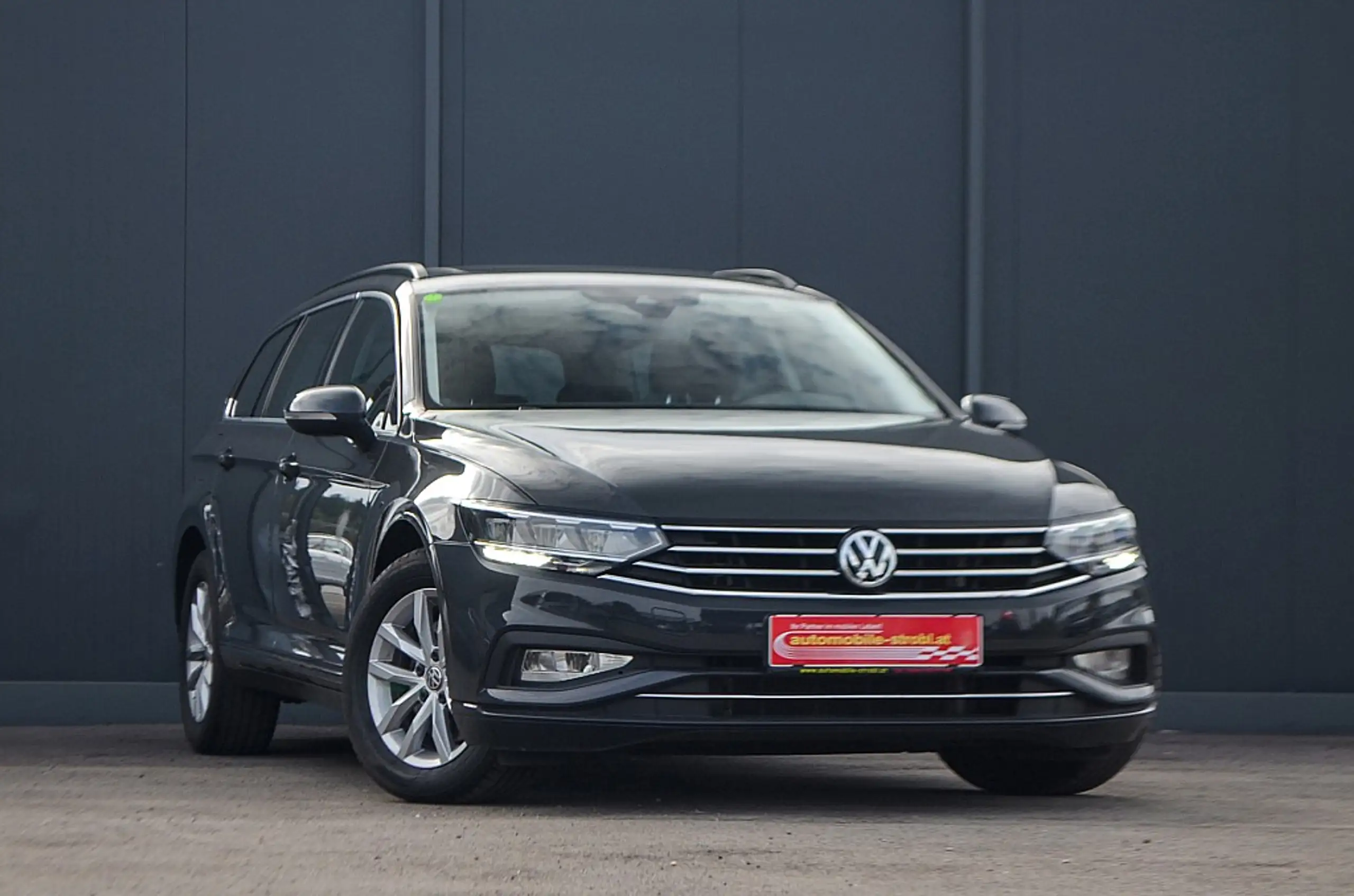 Volkswagen - Passat Variant