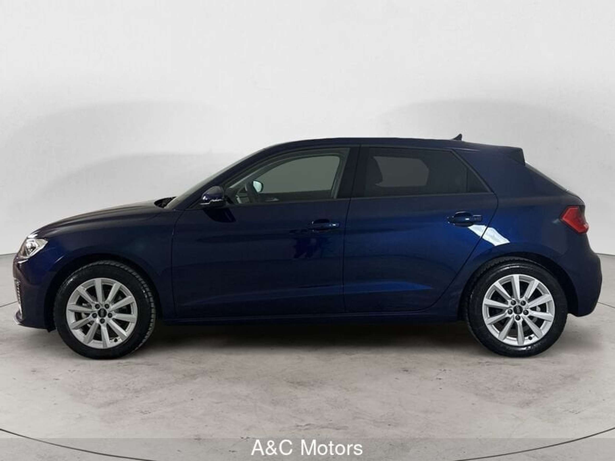 Audi - A1