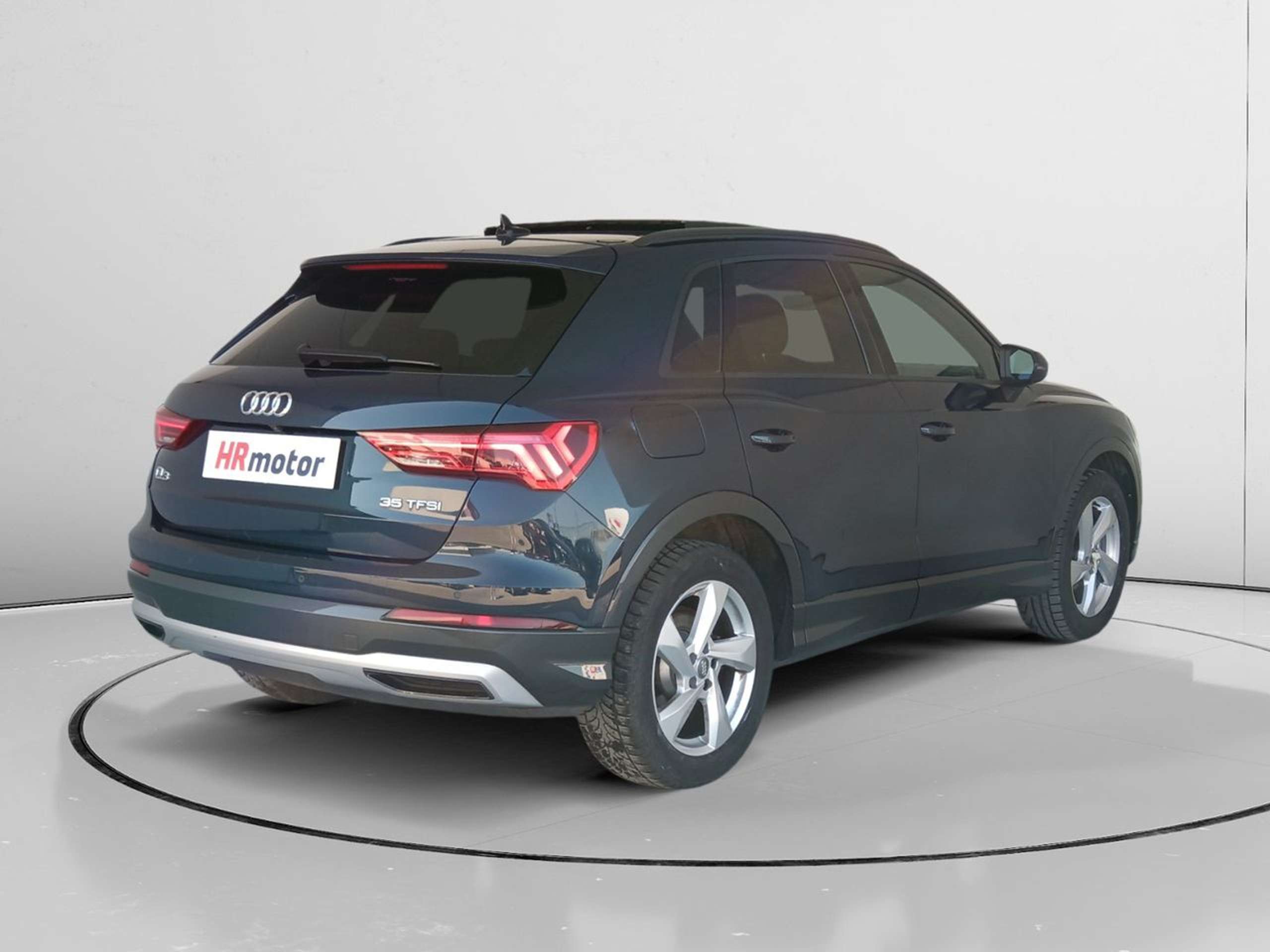 Audi - Q3