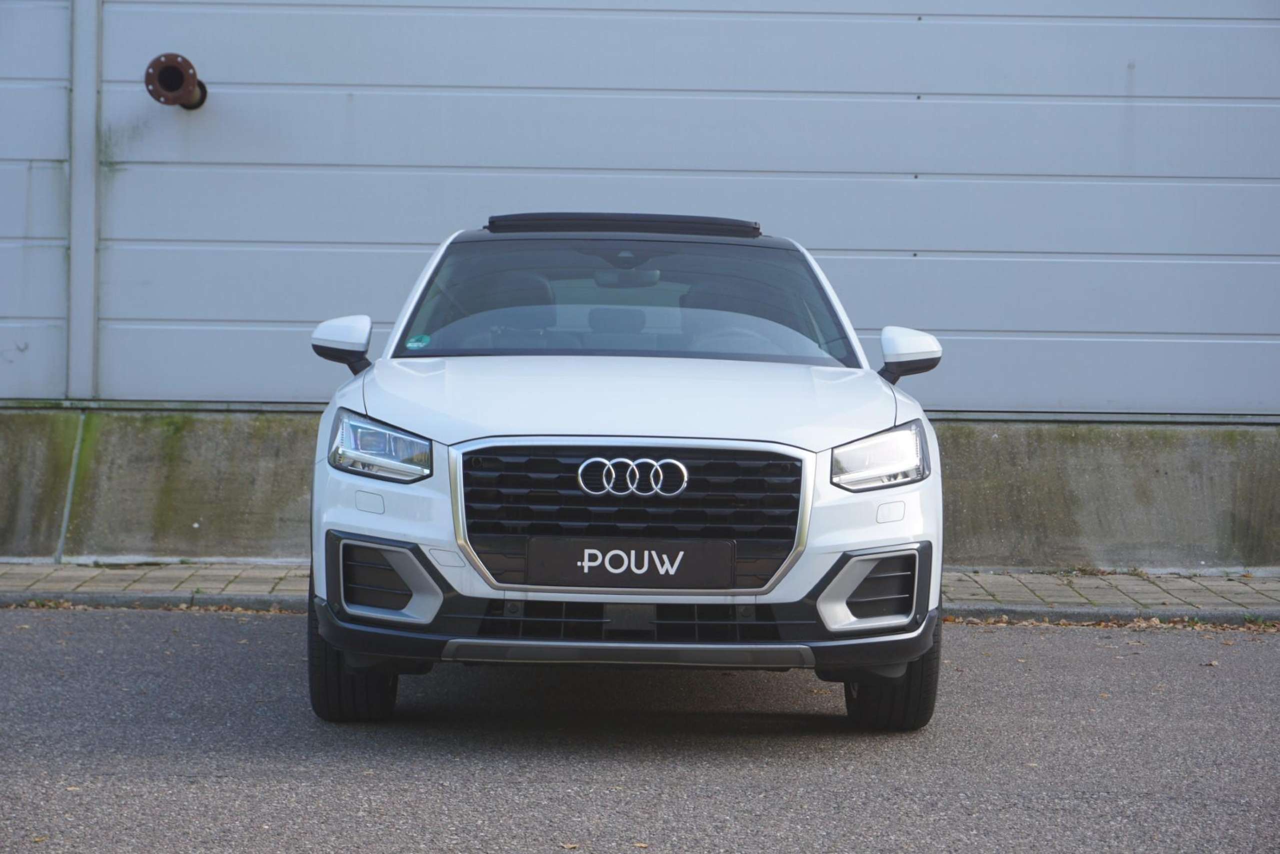 Audi - Q2