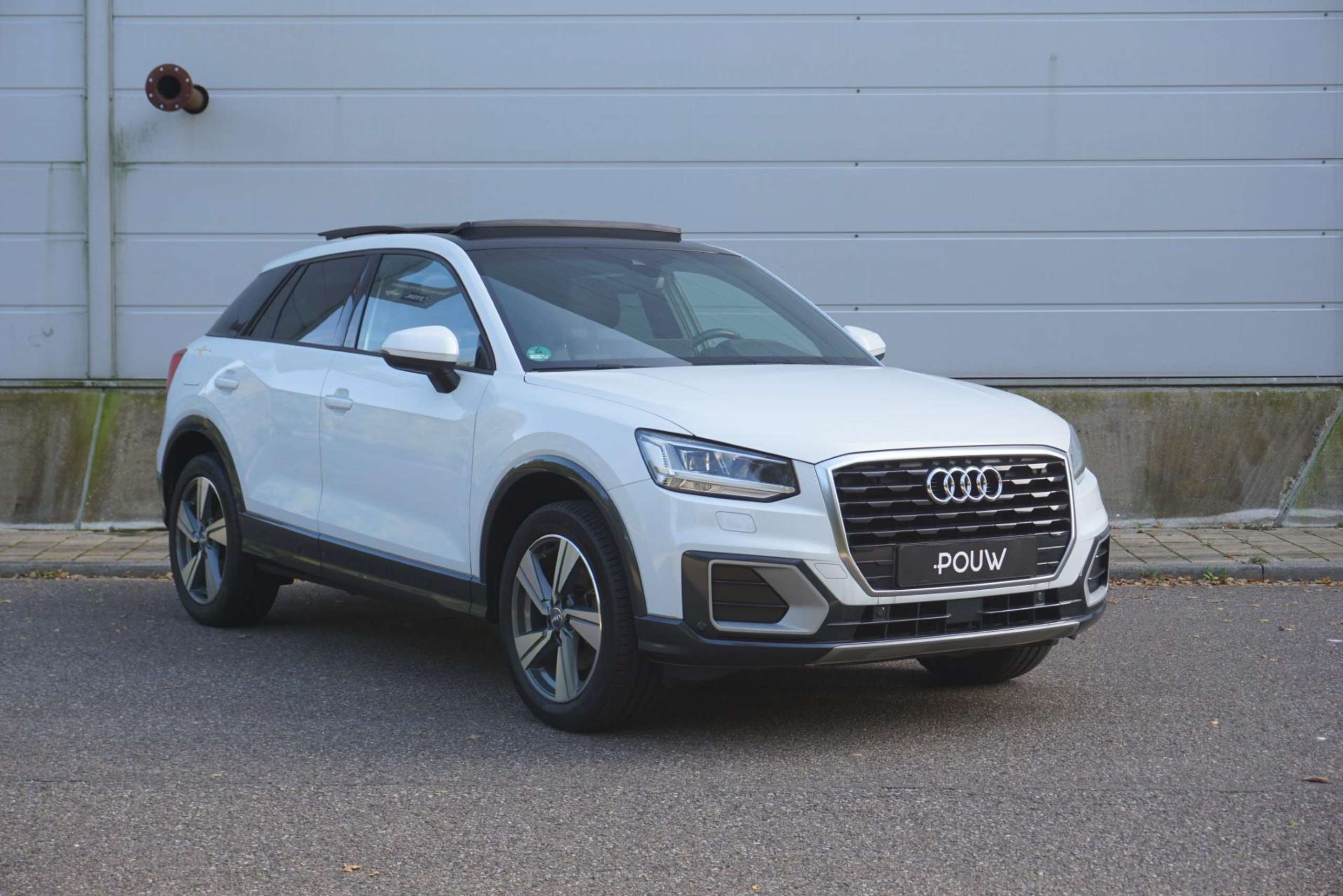 Audi - Q2