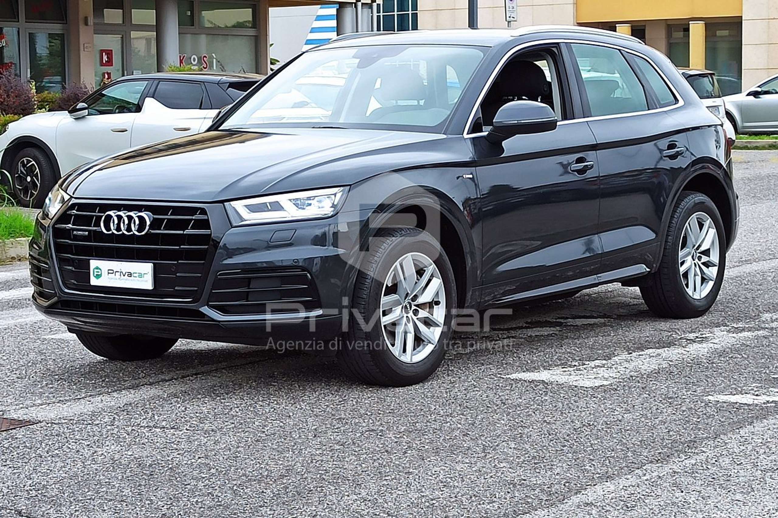 Audi - Q5