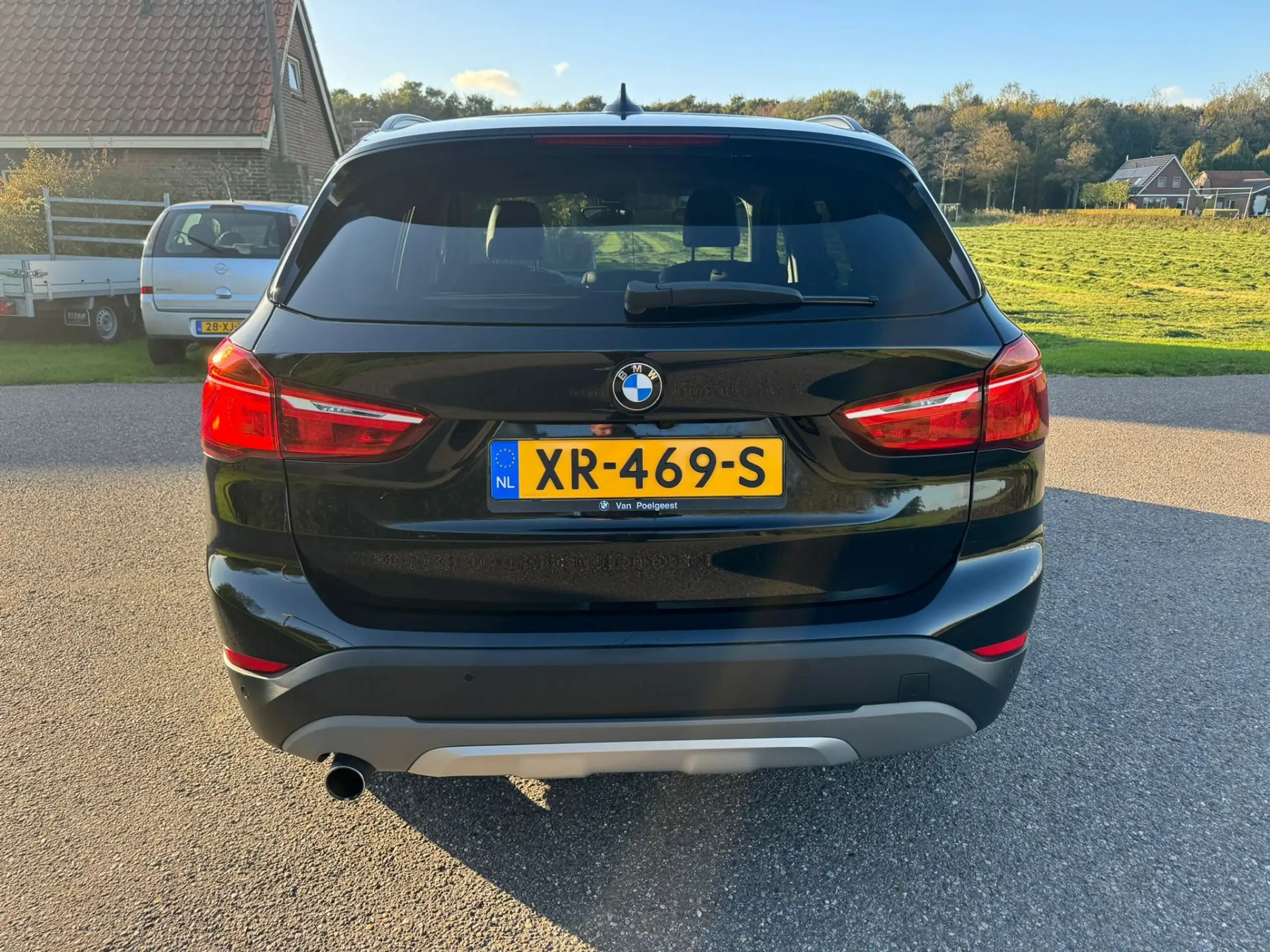 BMW - X1