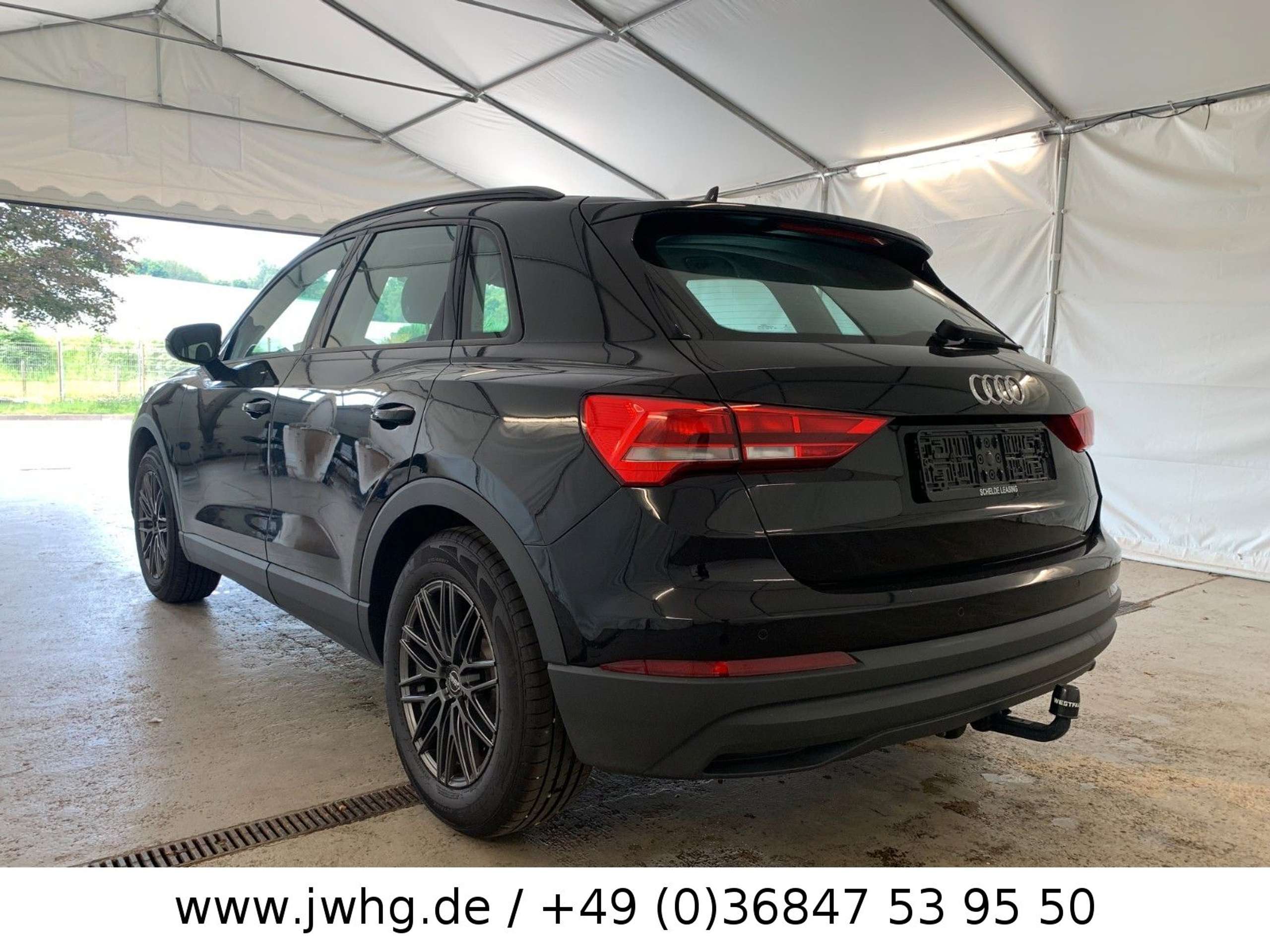 Audi - Q3