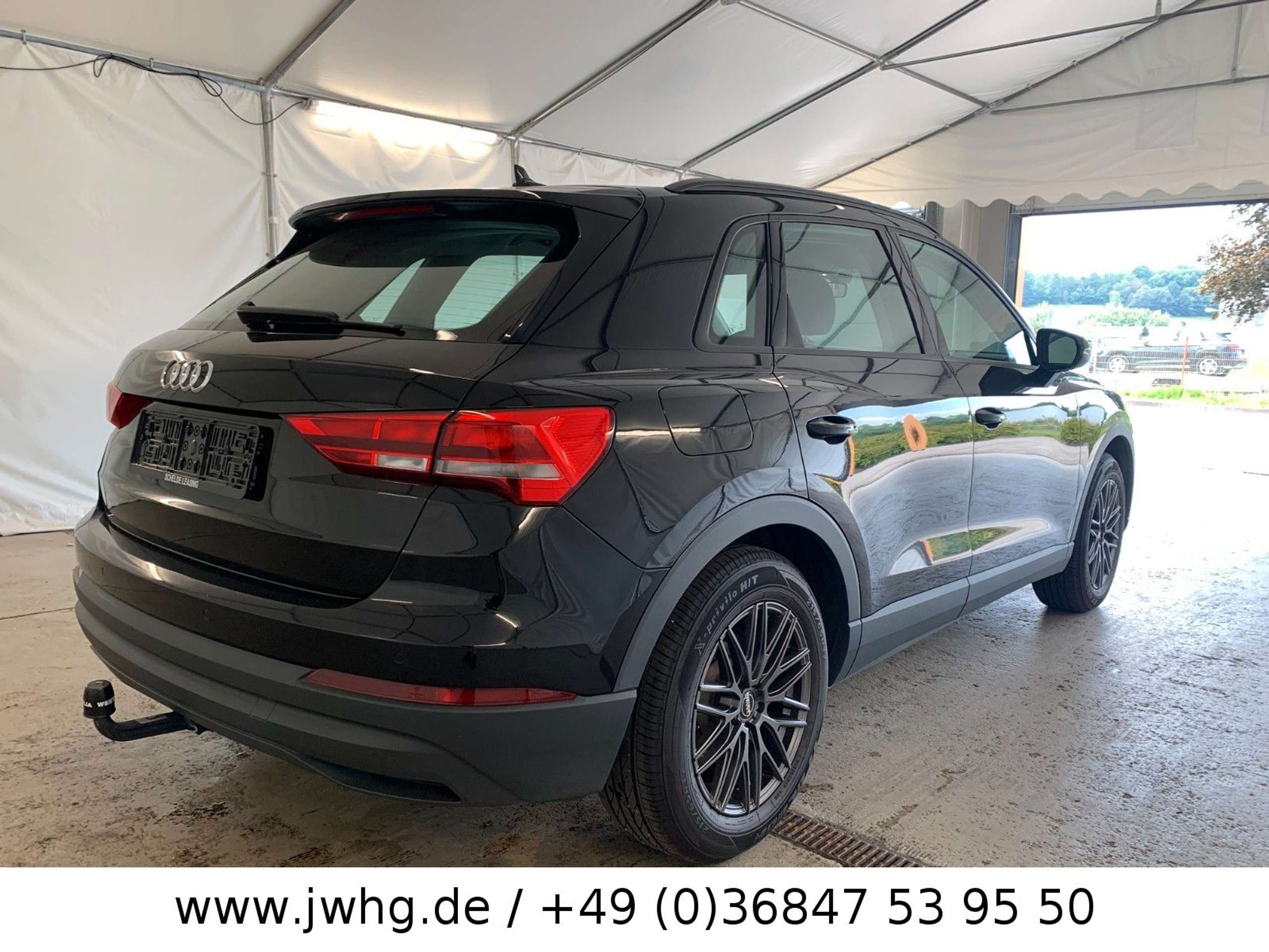 Audi - Q3