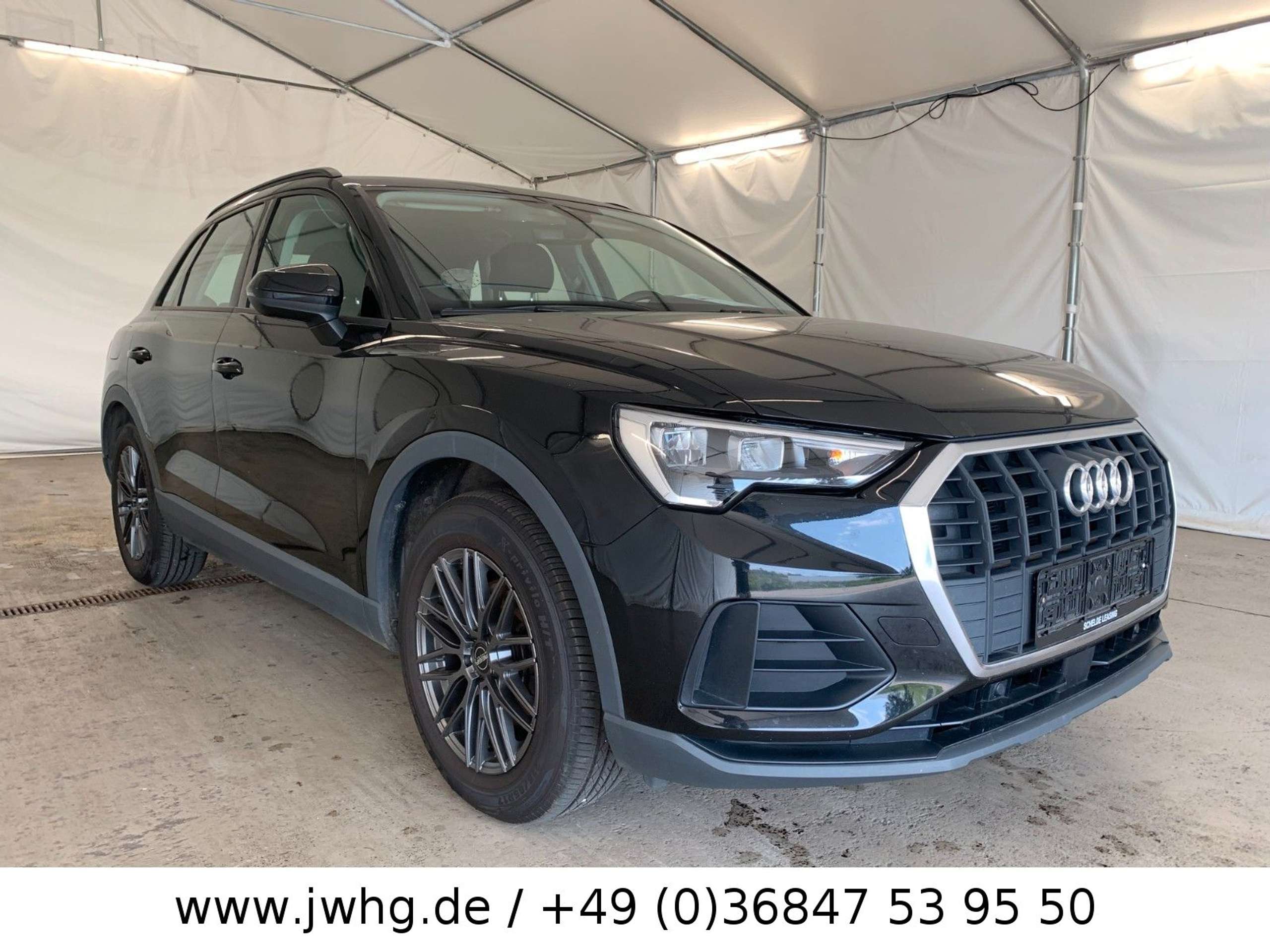 Audi - Q3