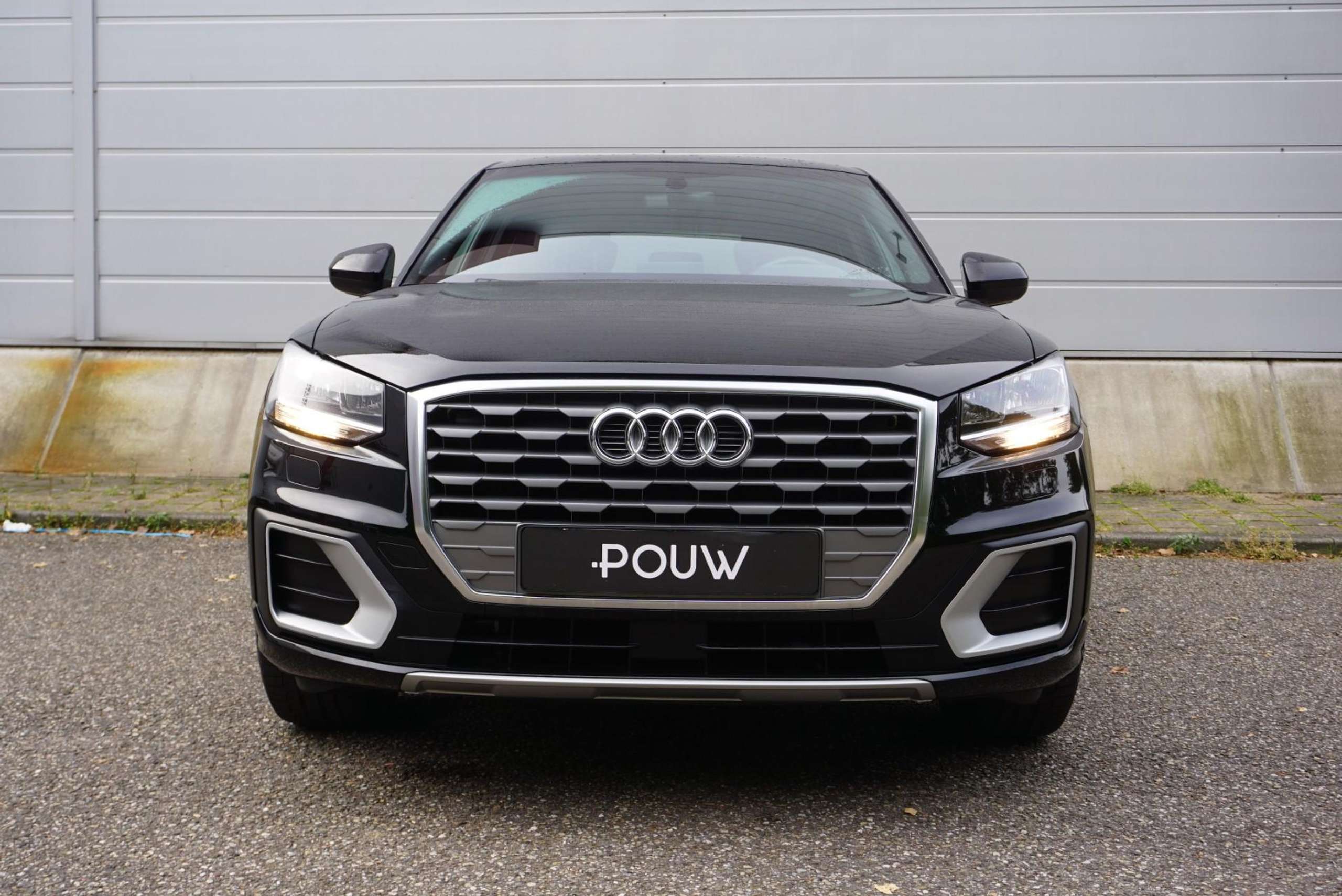 Audi - Q2