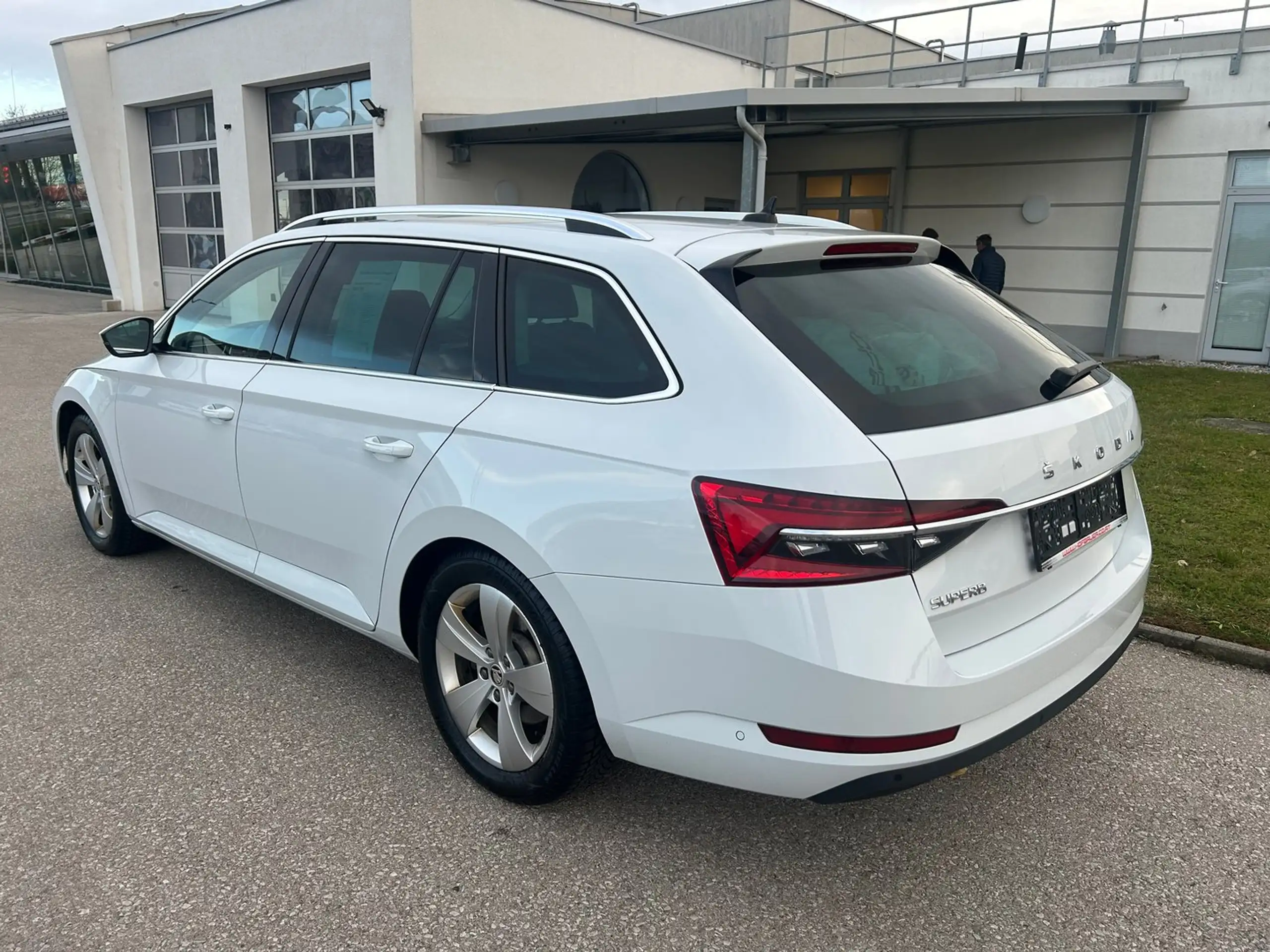 Skoda - Superb