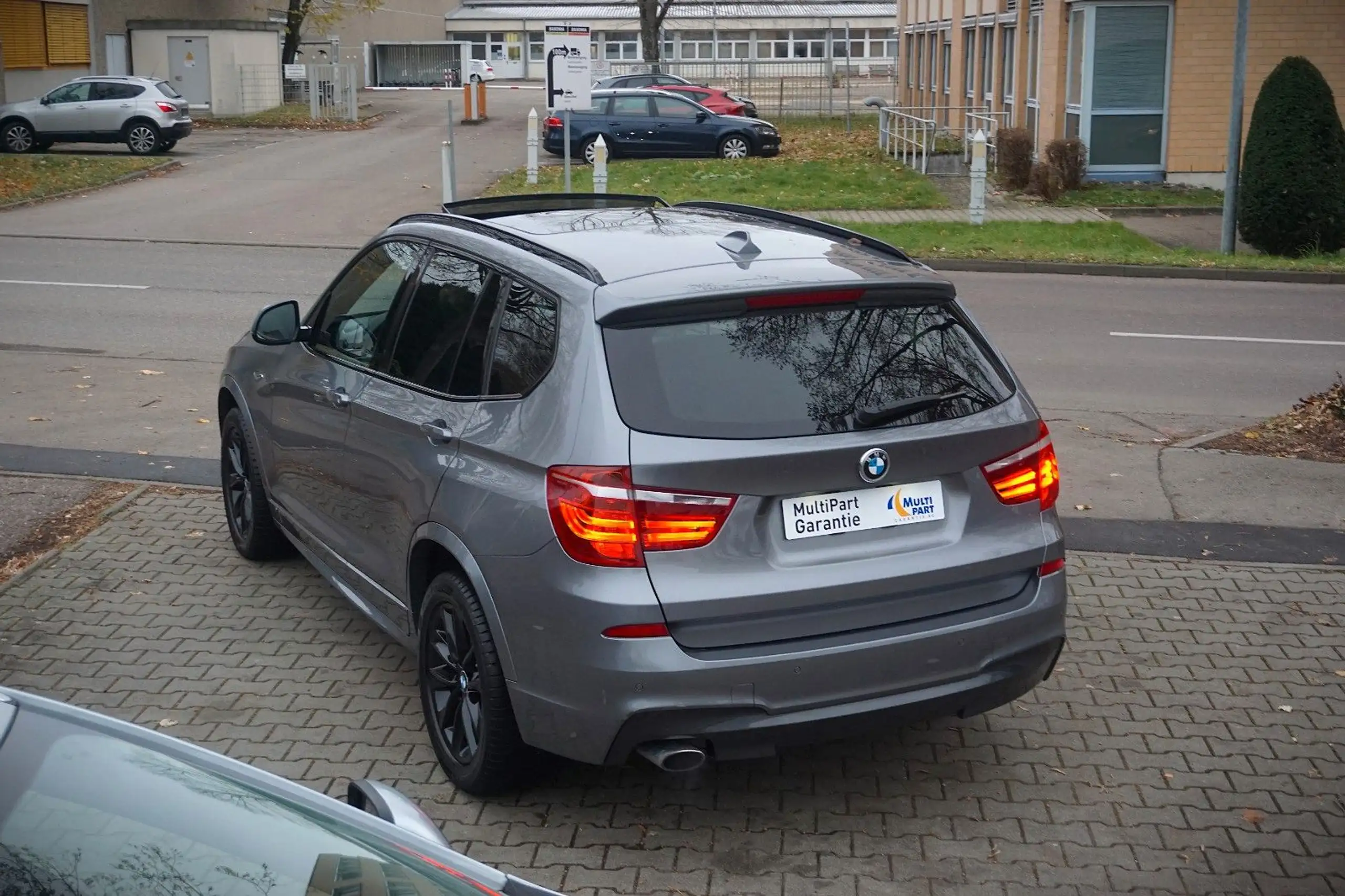 BMW - X3