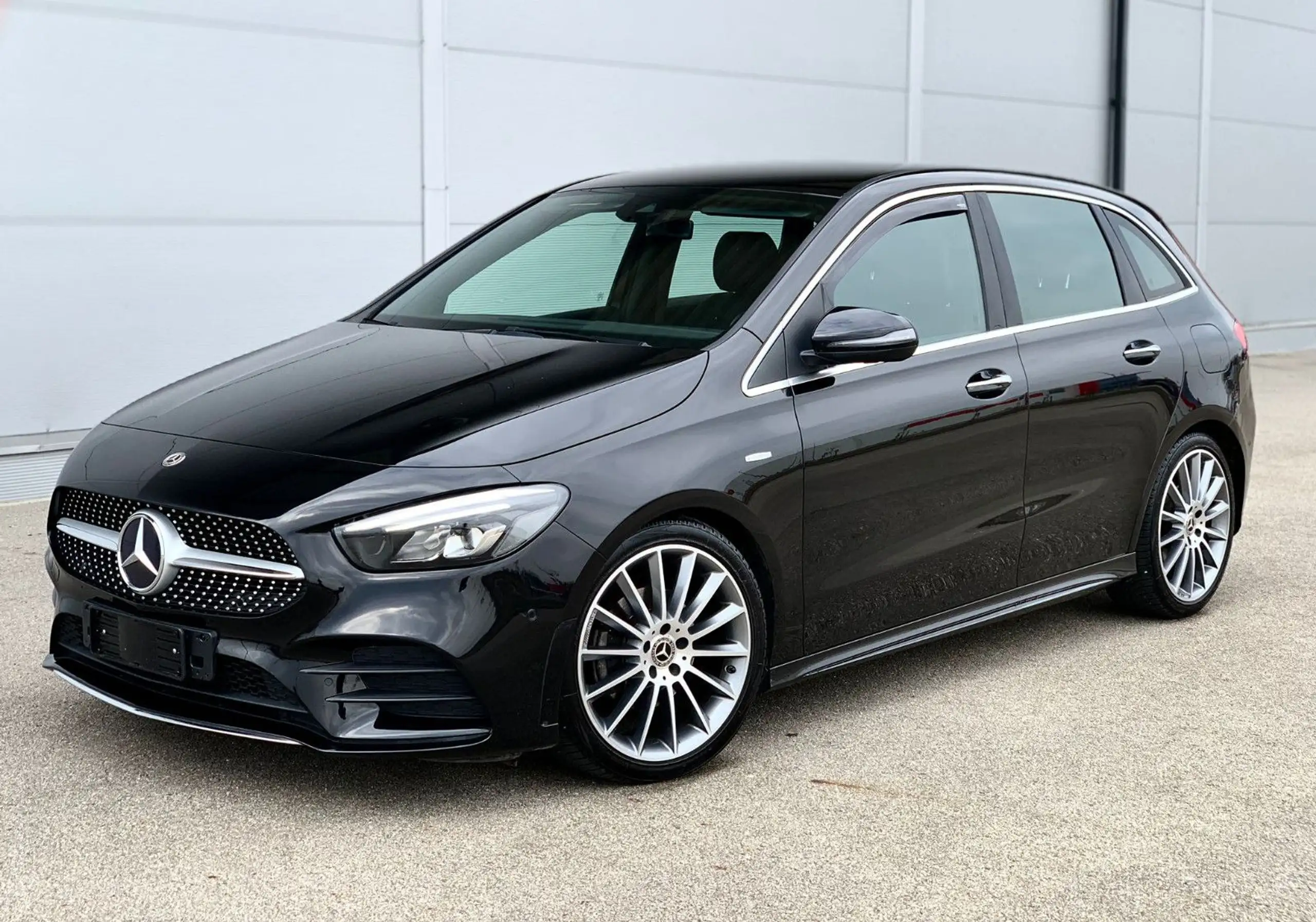 Mercedes-Benz B 180 2019