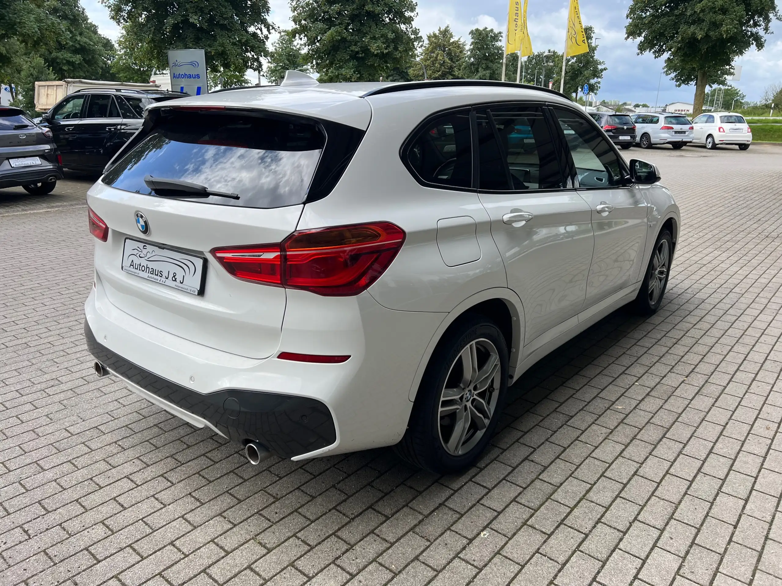 BMW - X1