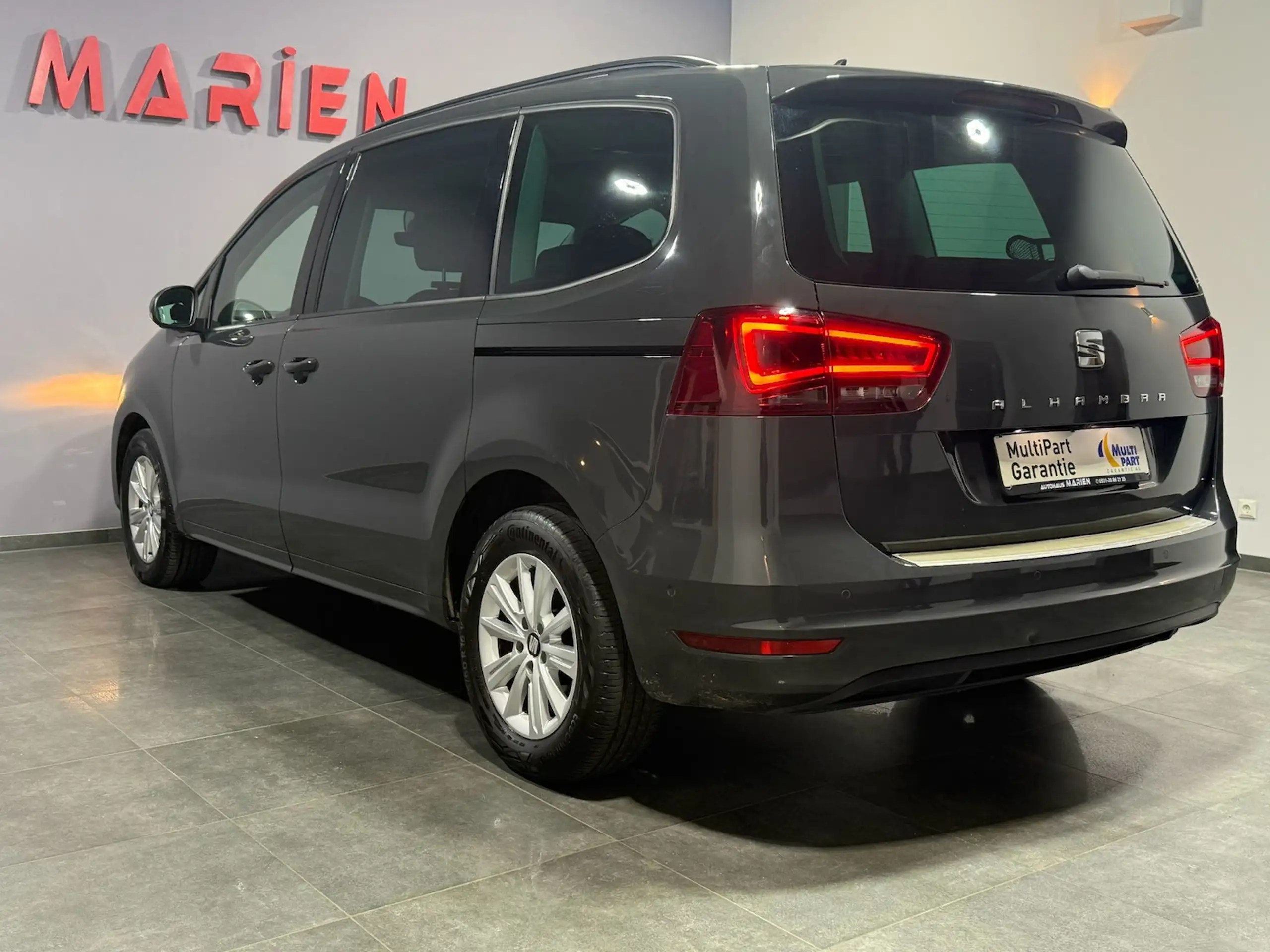 SEAT - Alhambra