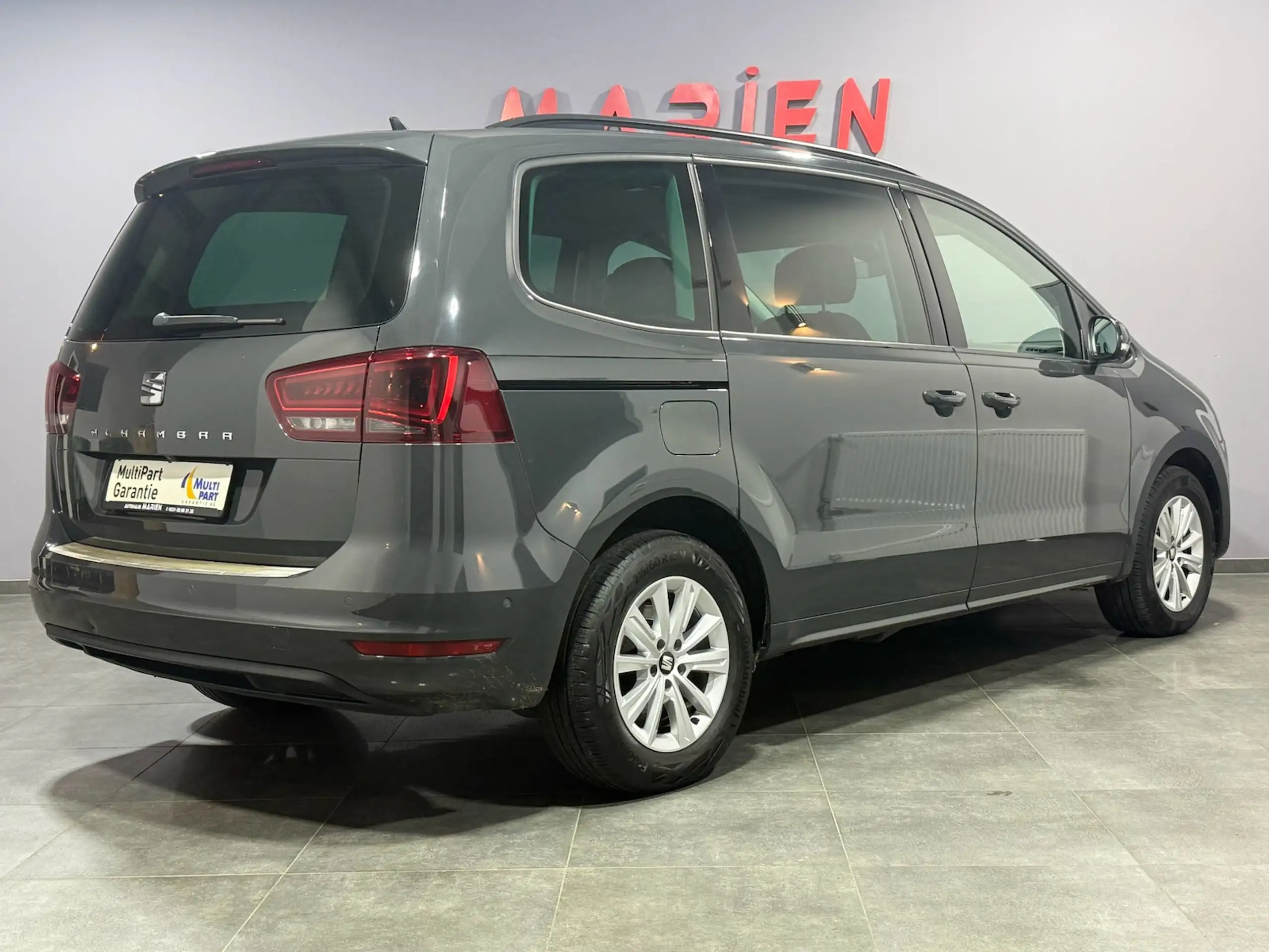 SEAT - Alhambra