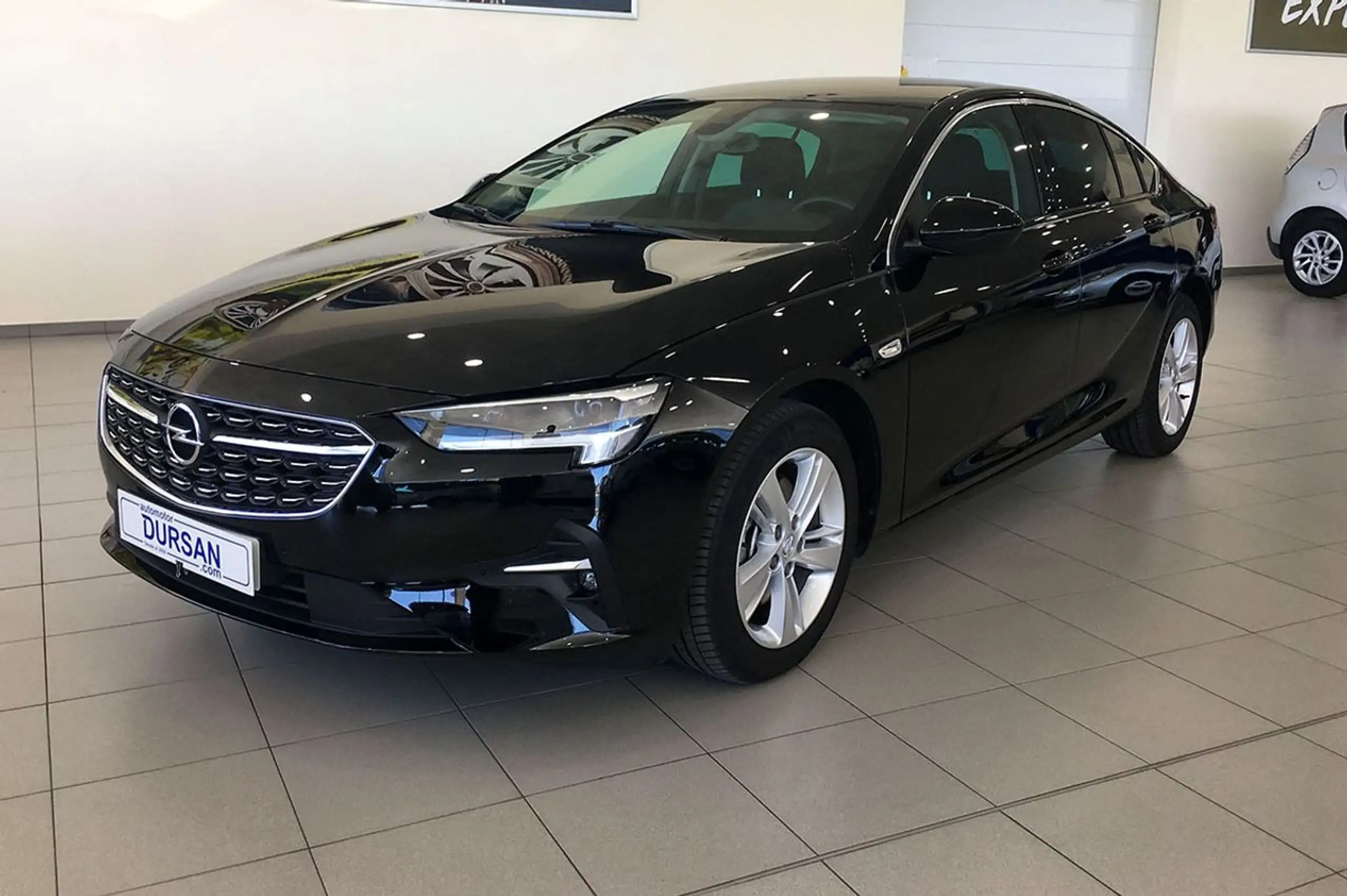 Opel - Insignia