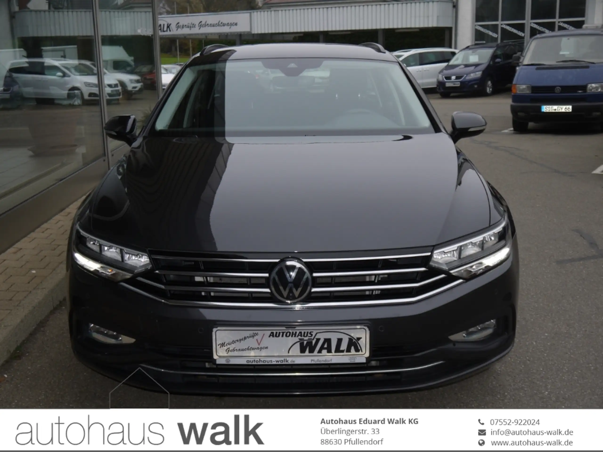 Volkswagen - Passat