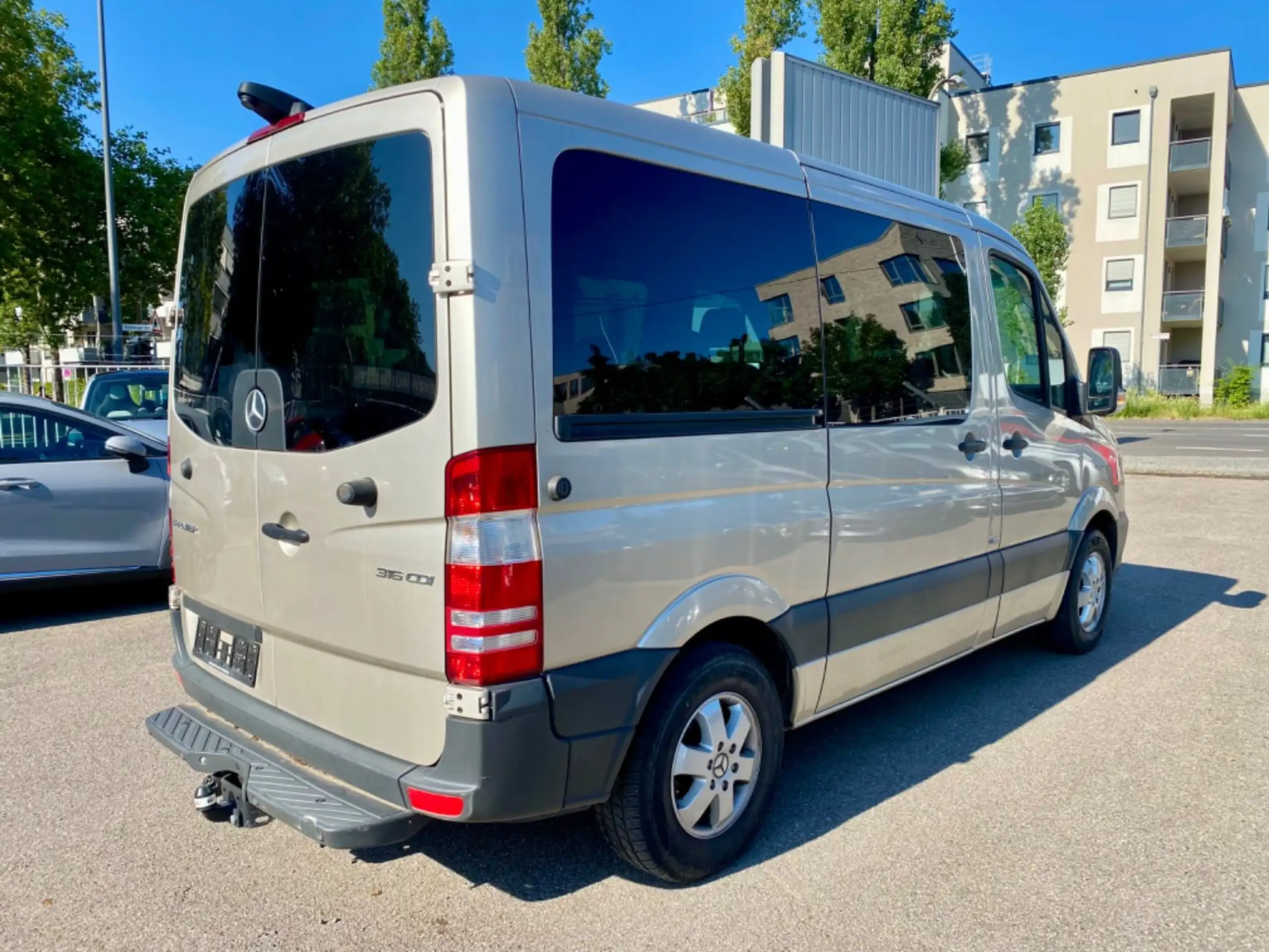 Mercedes-Benz - Sprinter