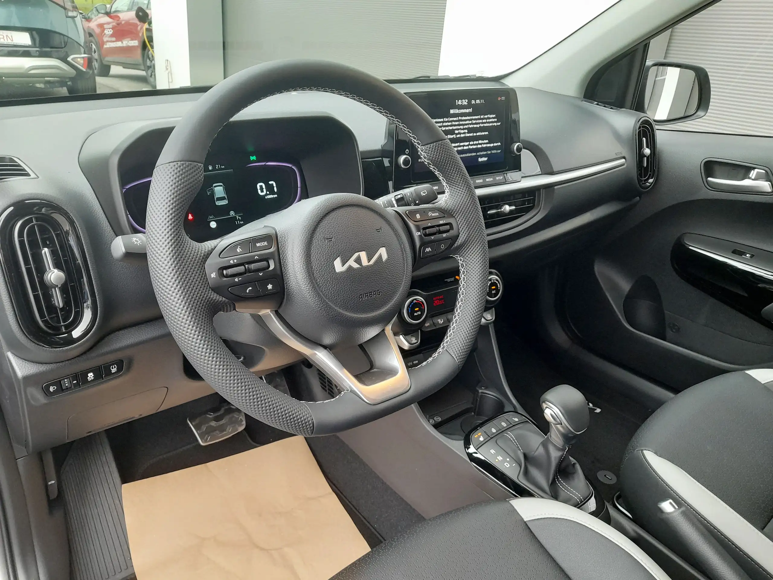 Kia - Picanto