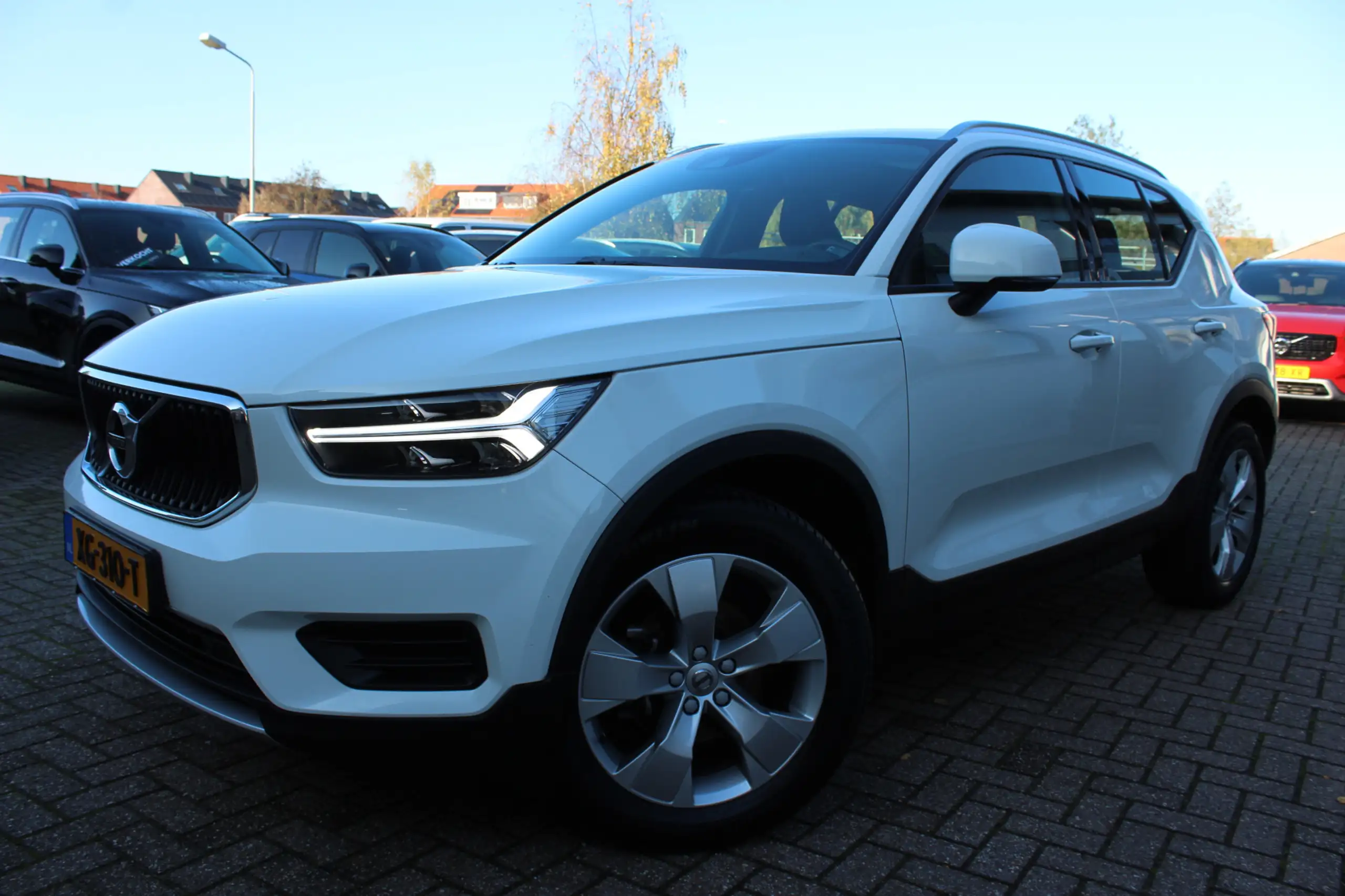 Volvo - XC40