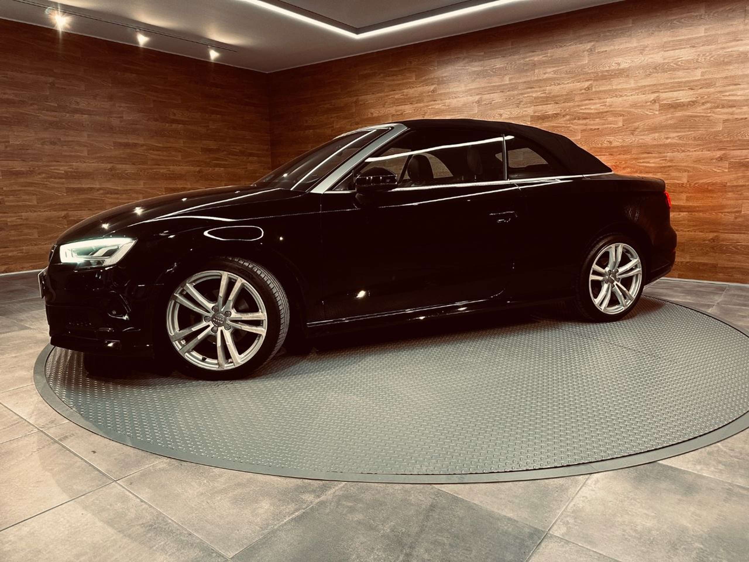 Audi - A3