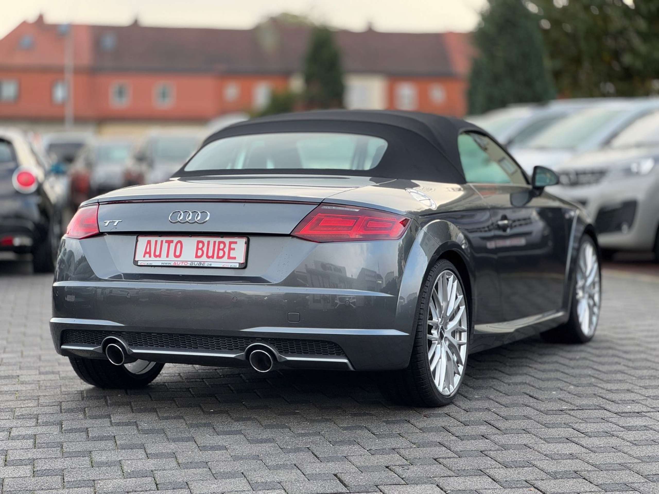 Audi - TT