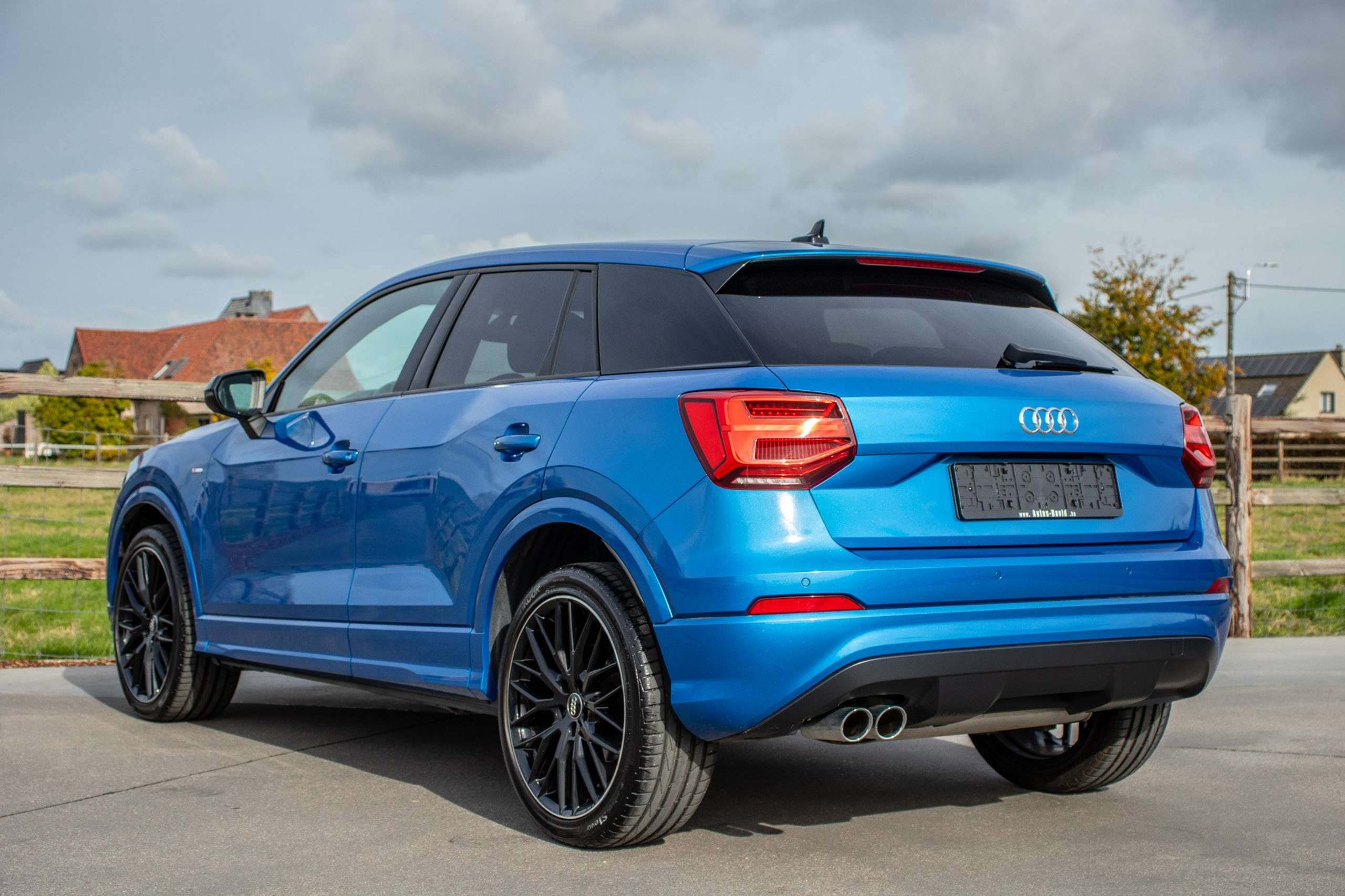 Audi - Q2